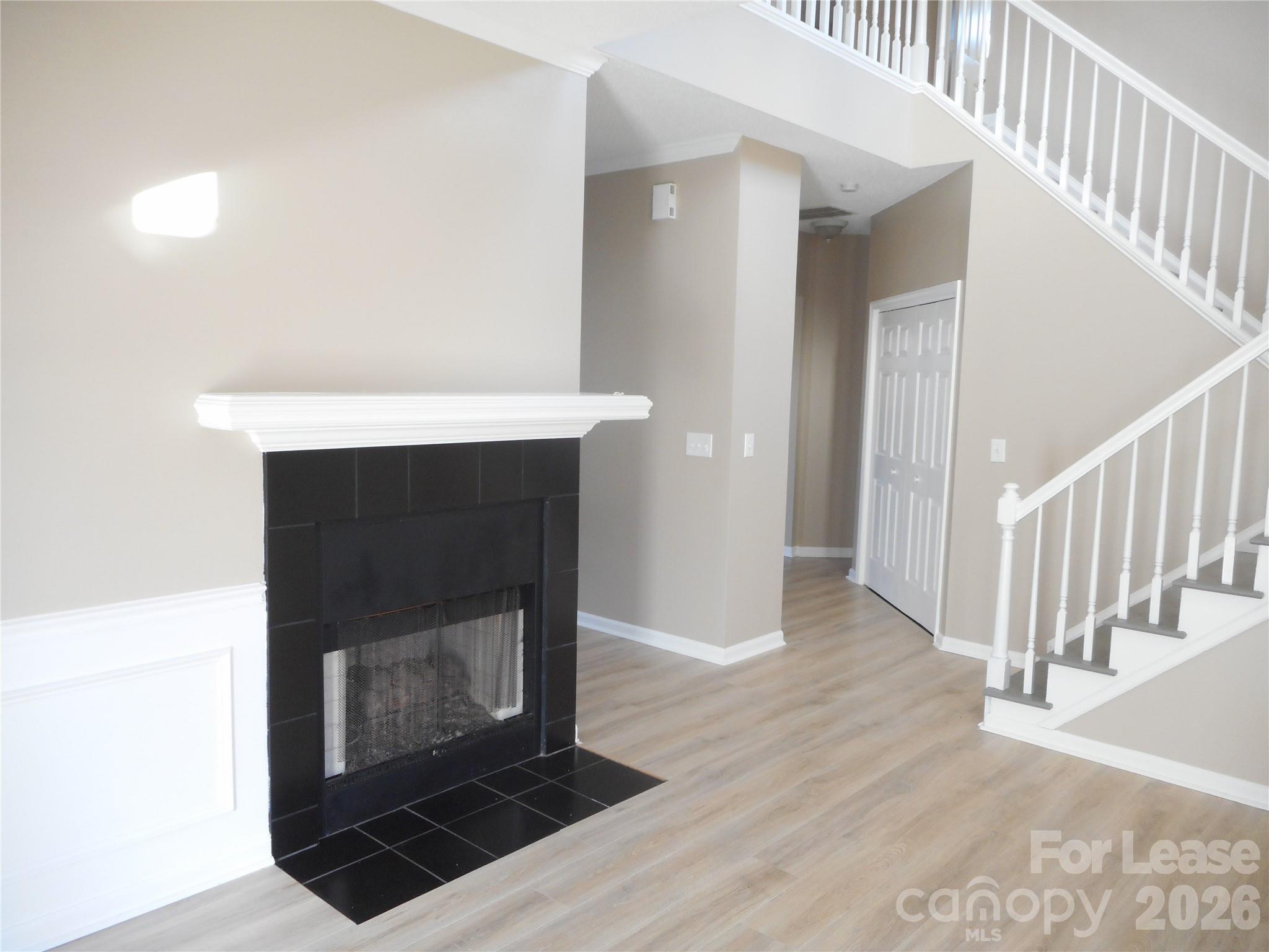 6611 Flat Creek Drive Property Photo 4