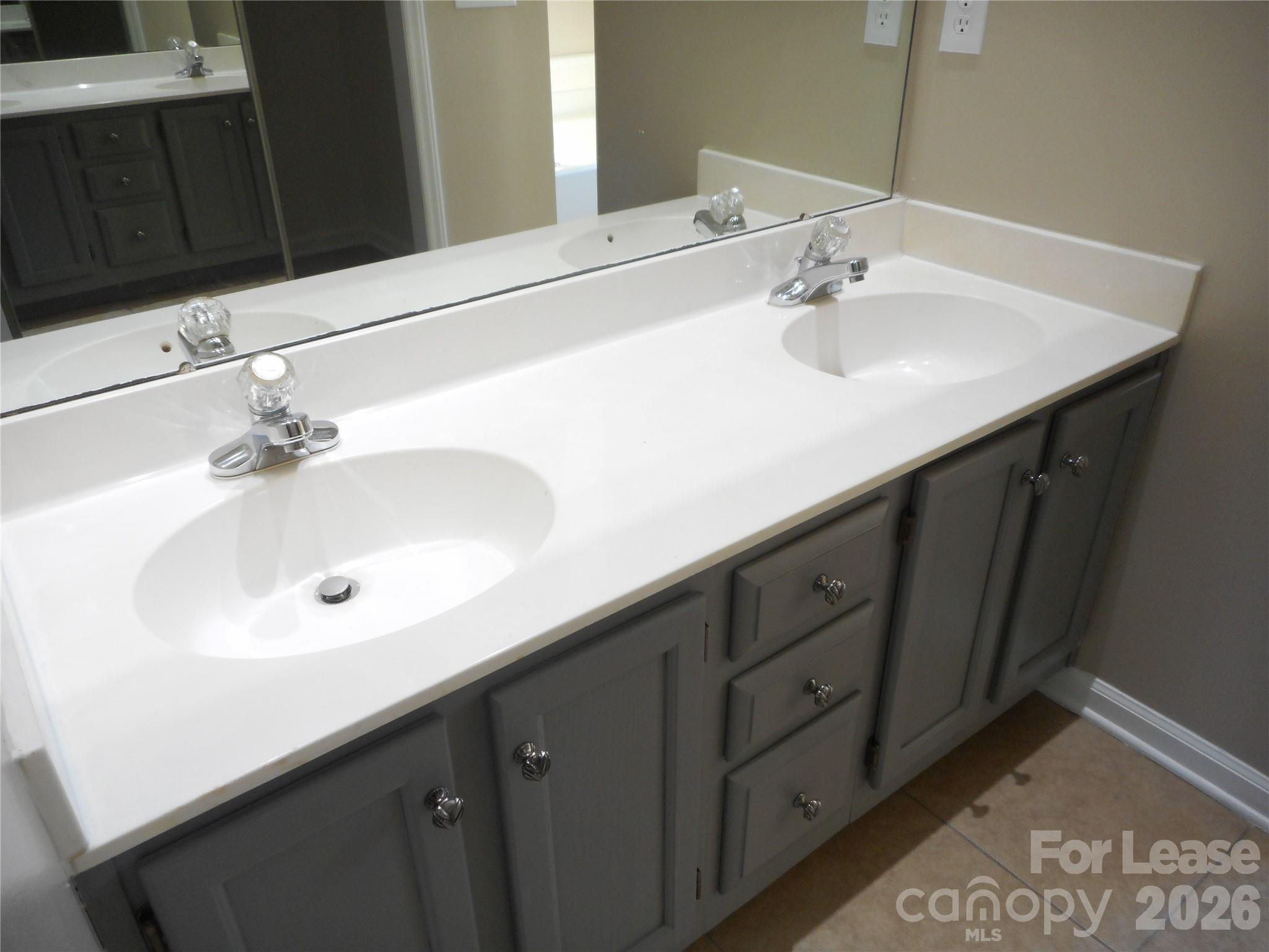 6611 Flat Creek Drive Property Photo 18