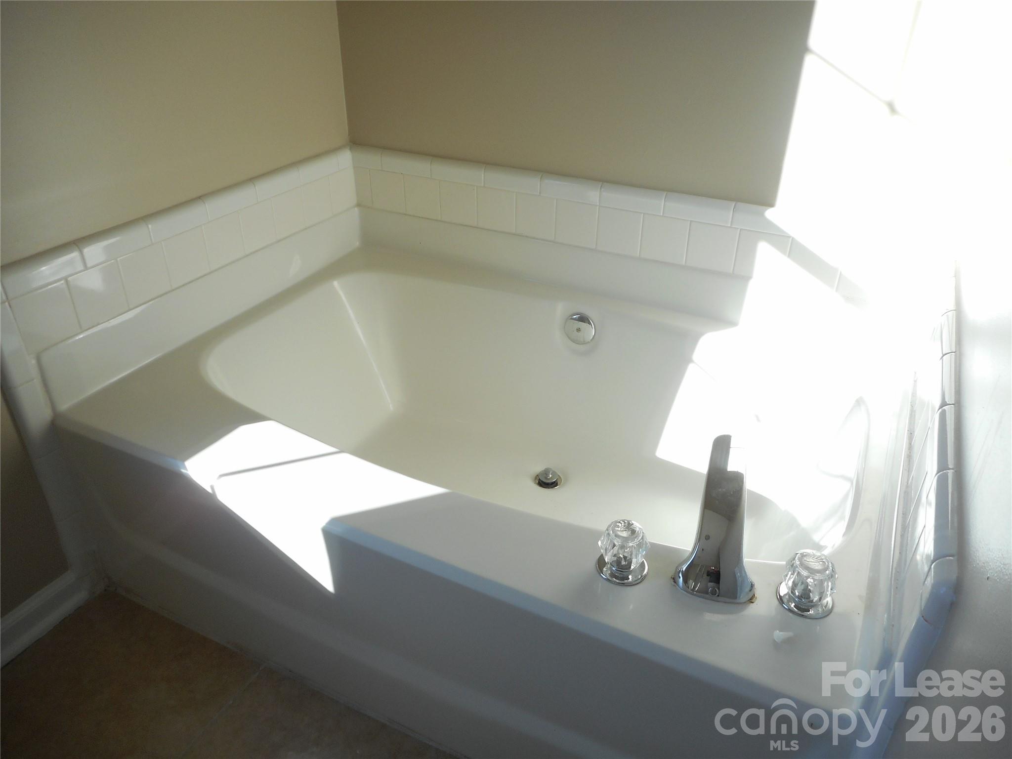 6611 Flat Creek Drive Property Photo 19