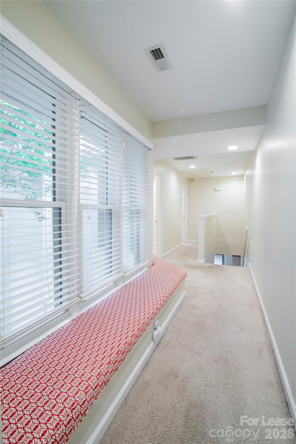 807 Greenleaf Avenue Property Photo 13