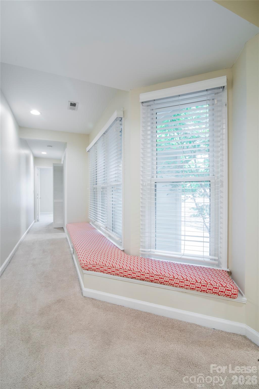 807 Greenleaf Avenue Property Photo 14