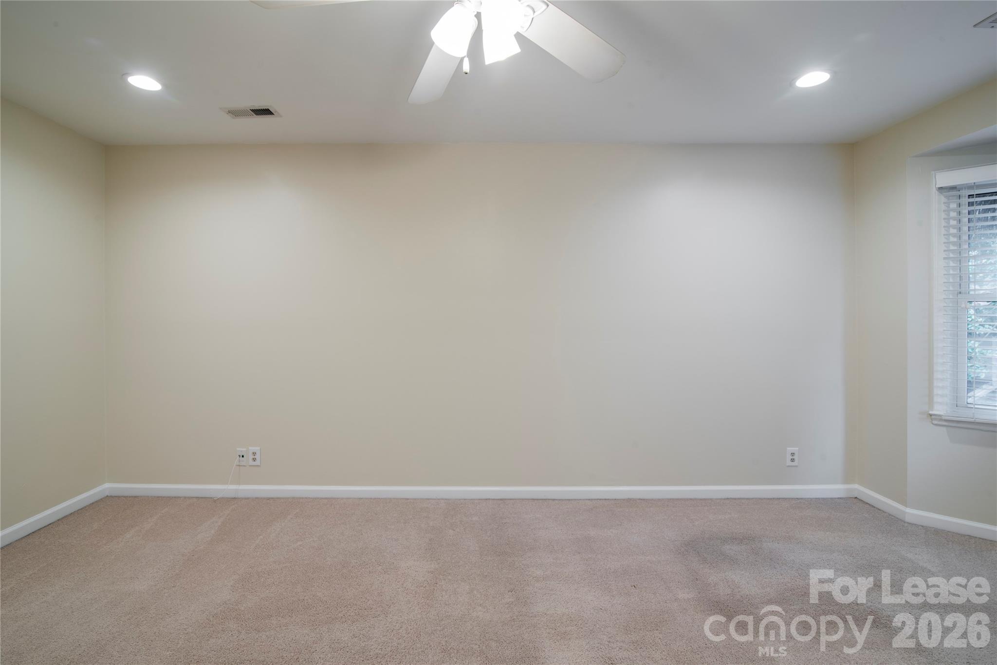 807 Greenleaf Avenue Property Photo 18