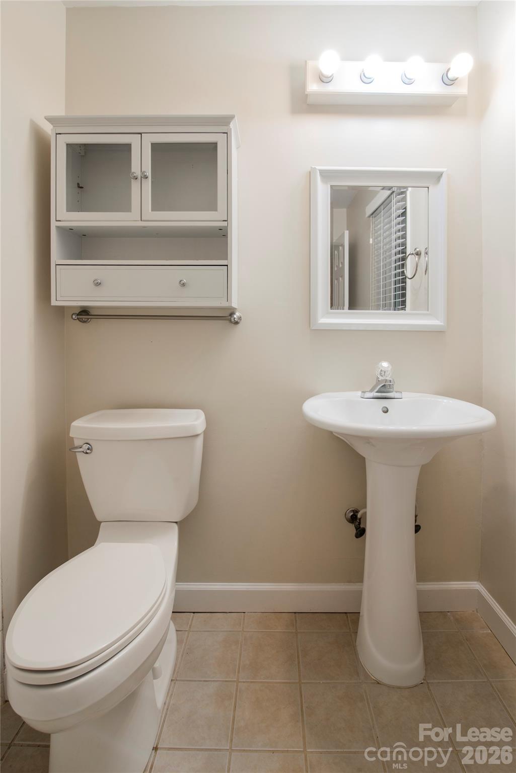 807 Greenleaf Avenue Property Photo 28