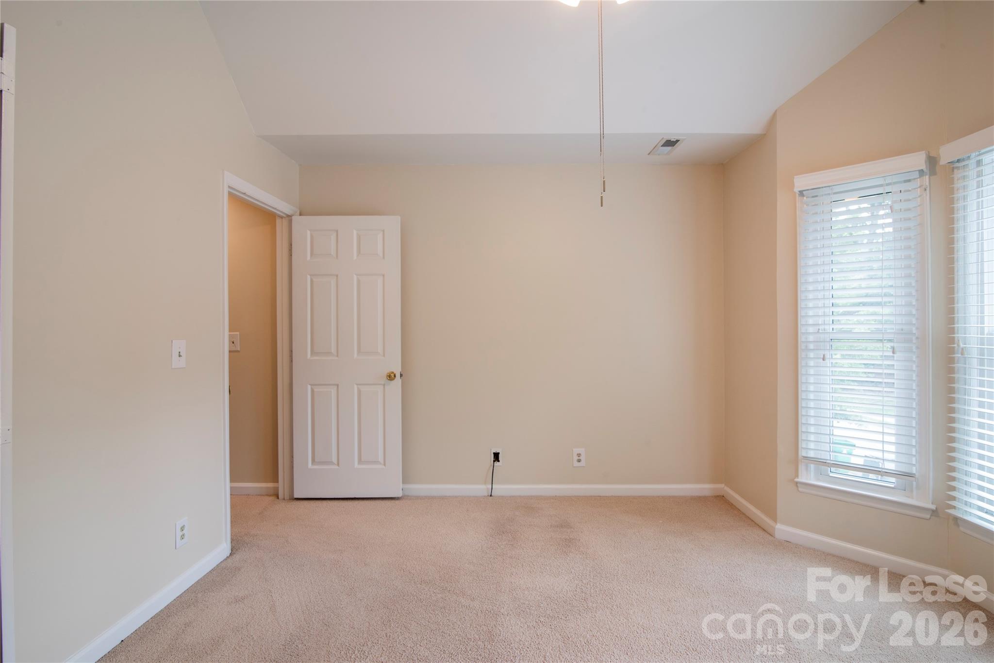 807 Greenleaf Avenue Property Photo 31