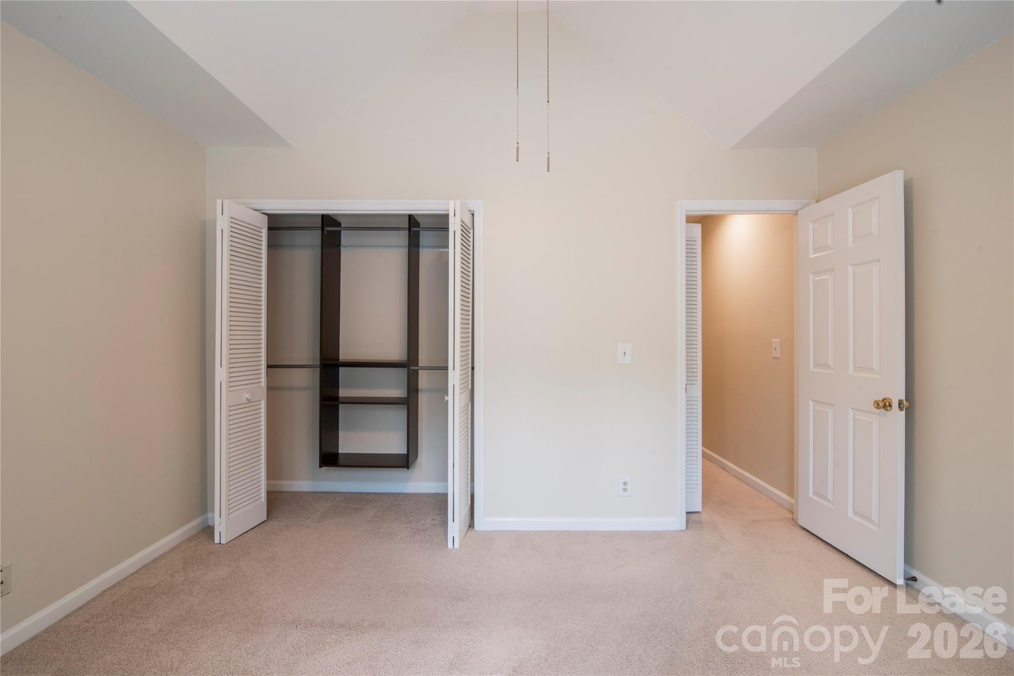 807 Greenleaf Avenue Property Photo 32