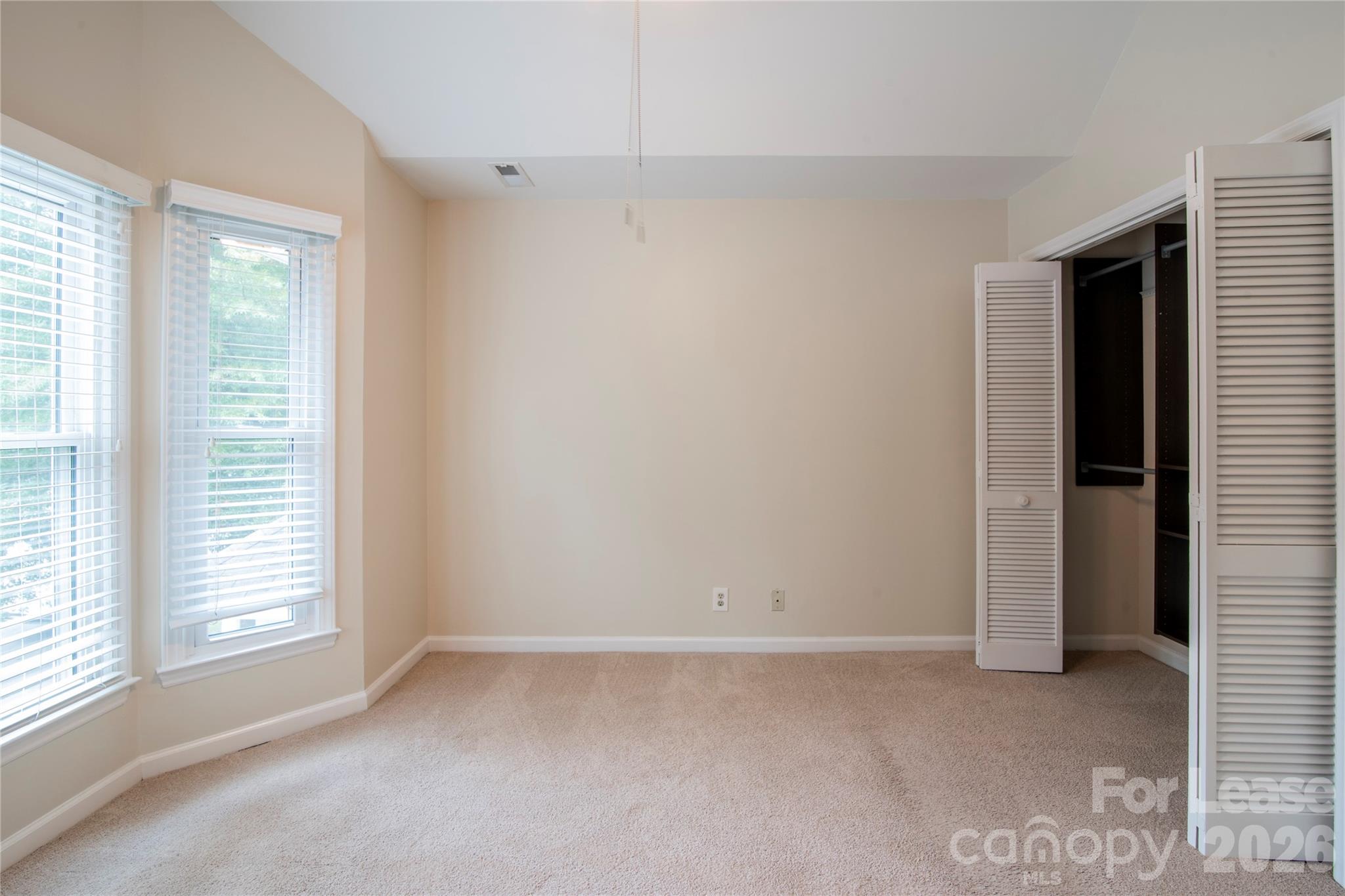 807 Greenleaf Avenue Property Photo 33