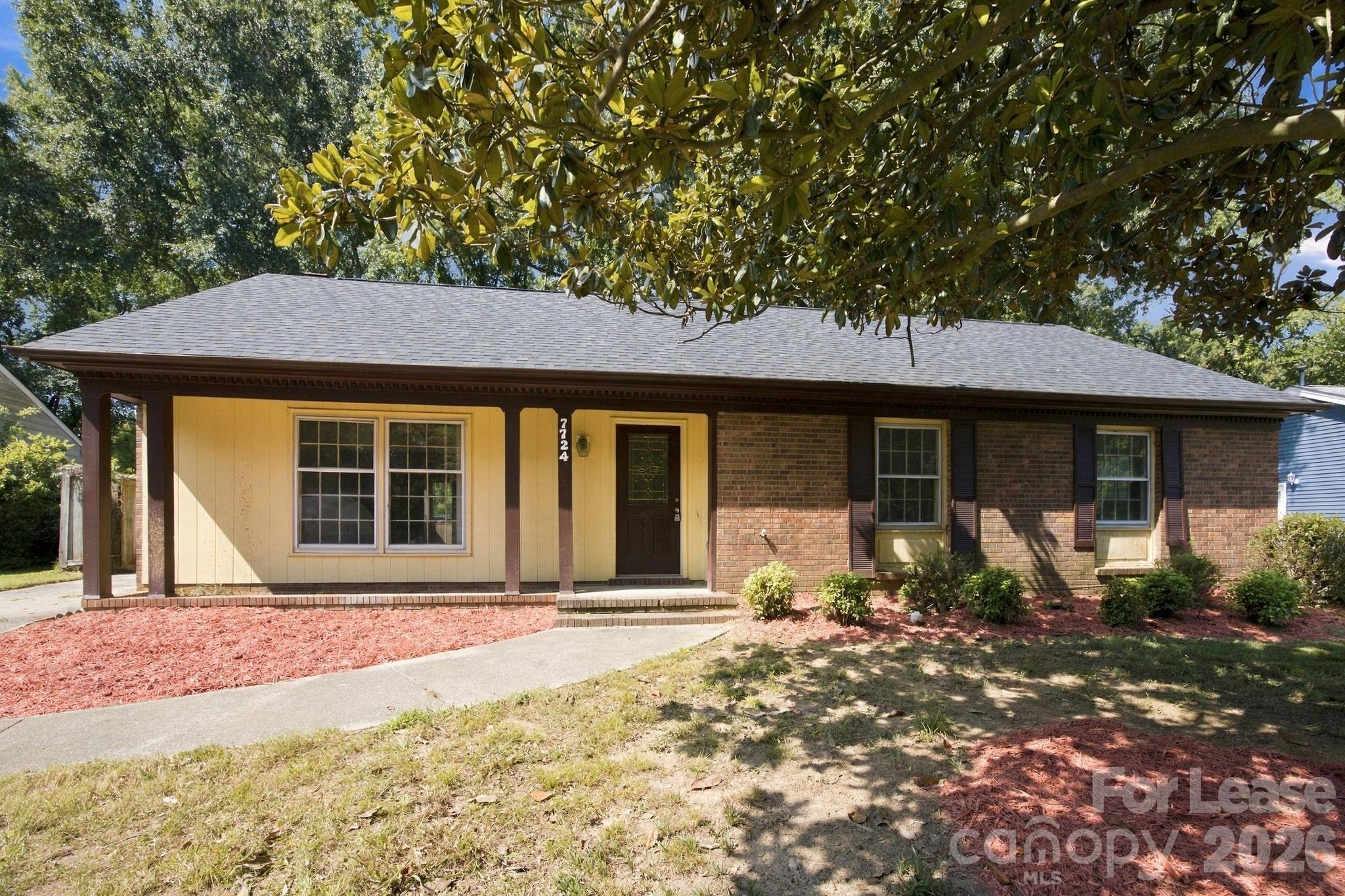 7724 Winterset Drive Property Photo 1