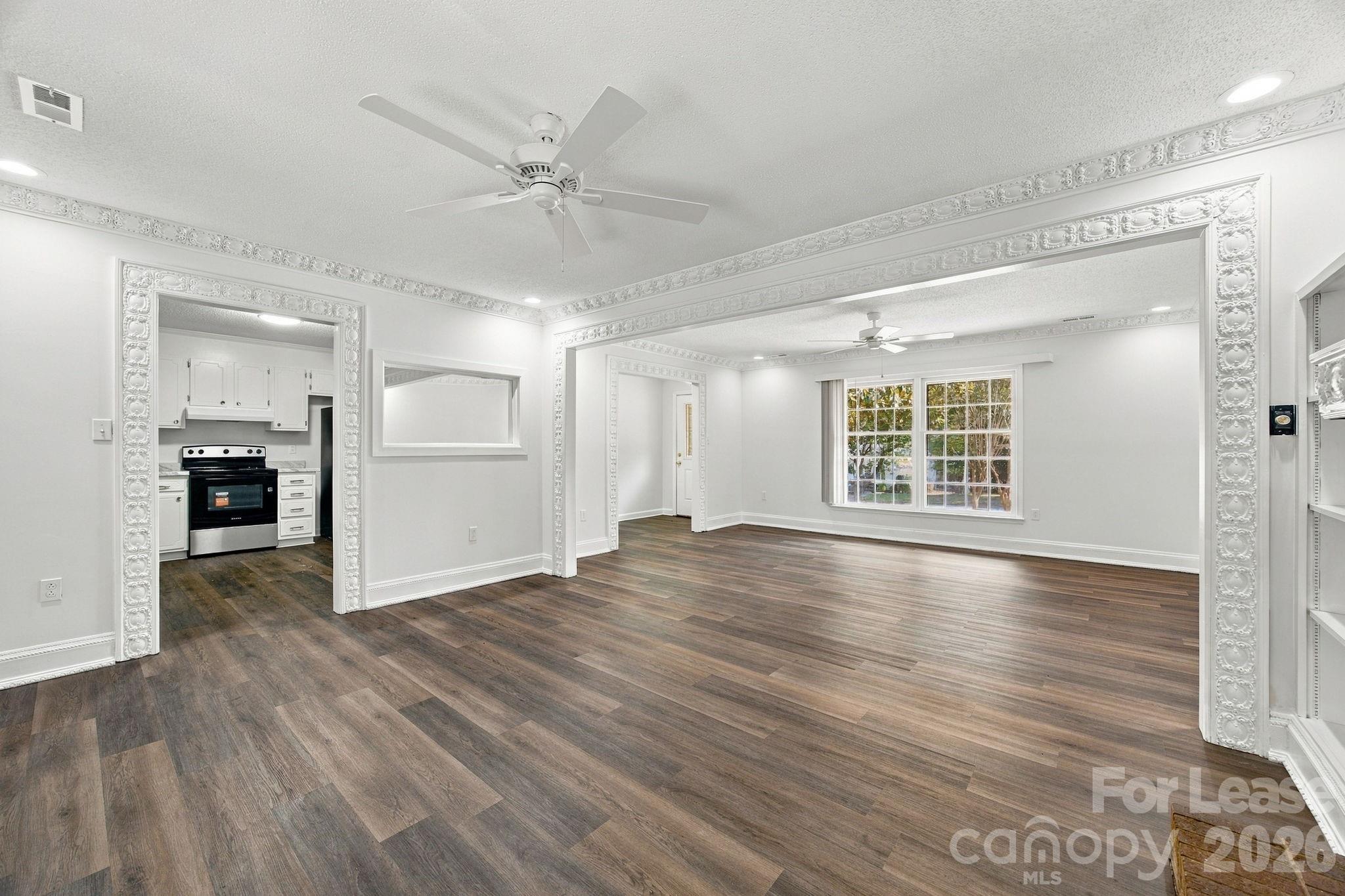 7724 Winterset Drive Property Photo 14