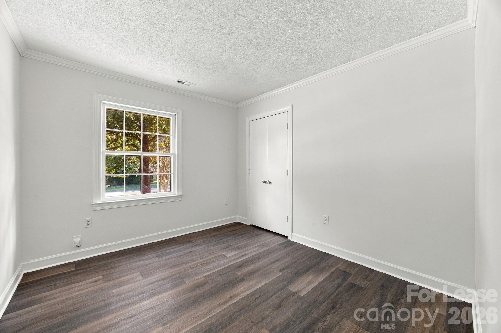 7724 Winterset Drive Property Photo 23