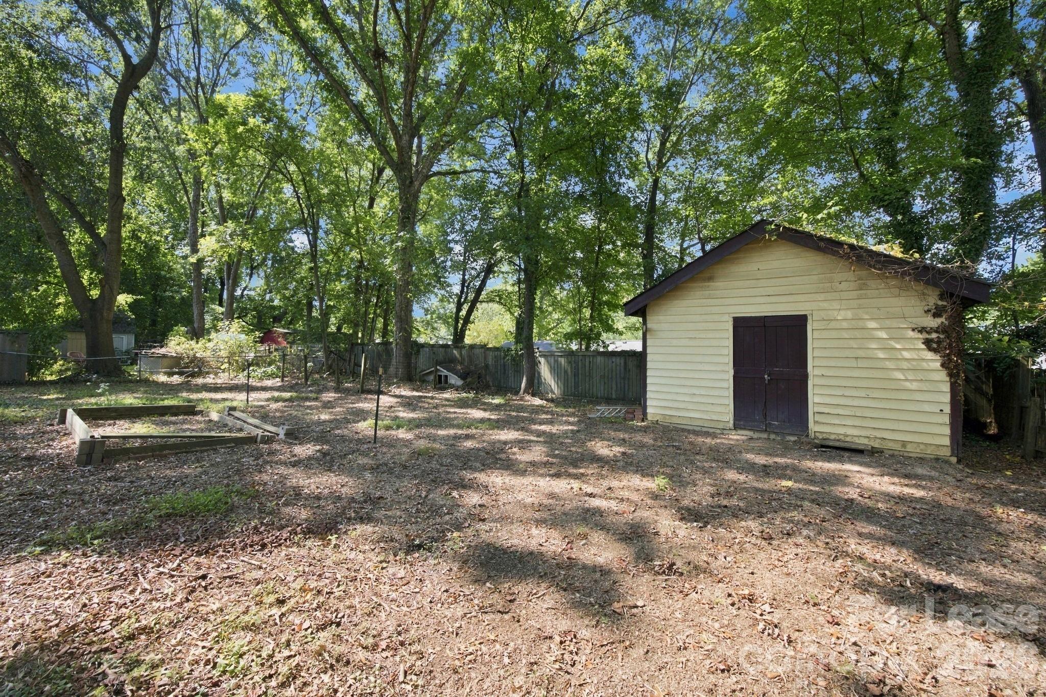 7724 Winterset Drive Property Photo 37