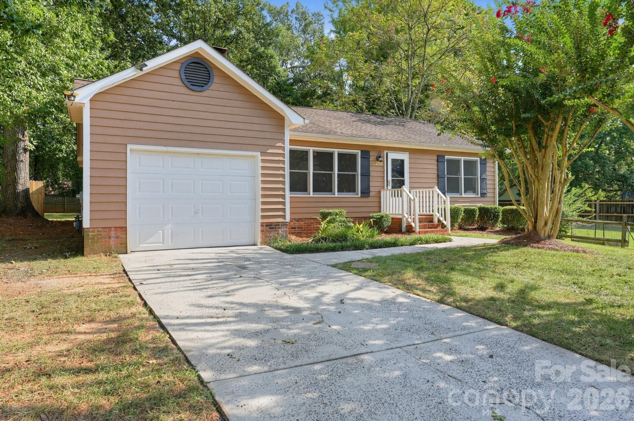 7216 Spring Morning Lane Property Photo 1