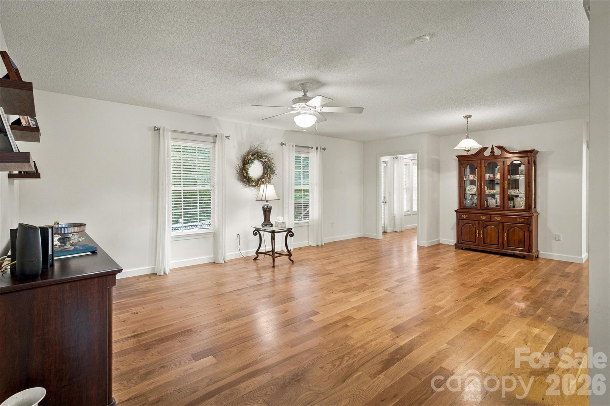 1211 Wexford Village Circle Property Photo 9