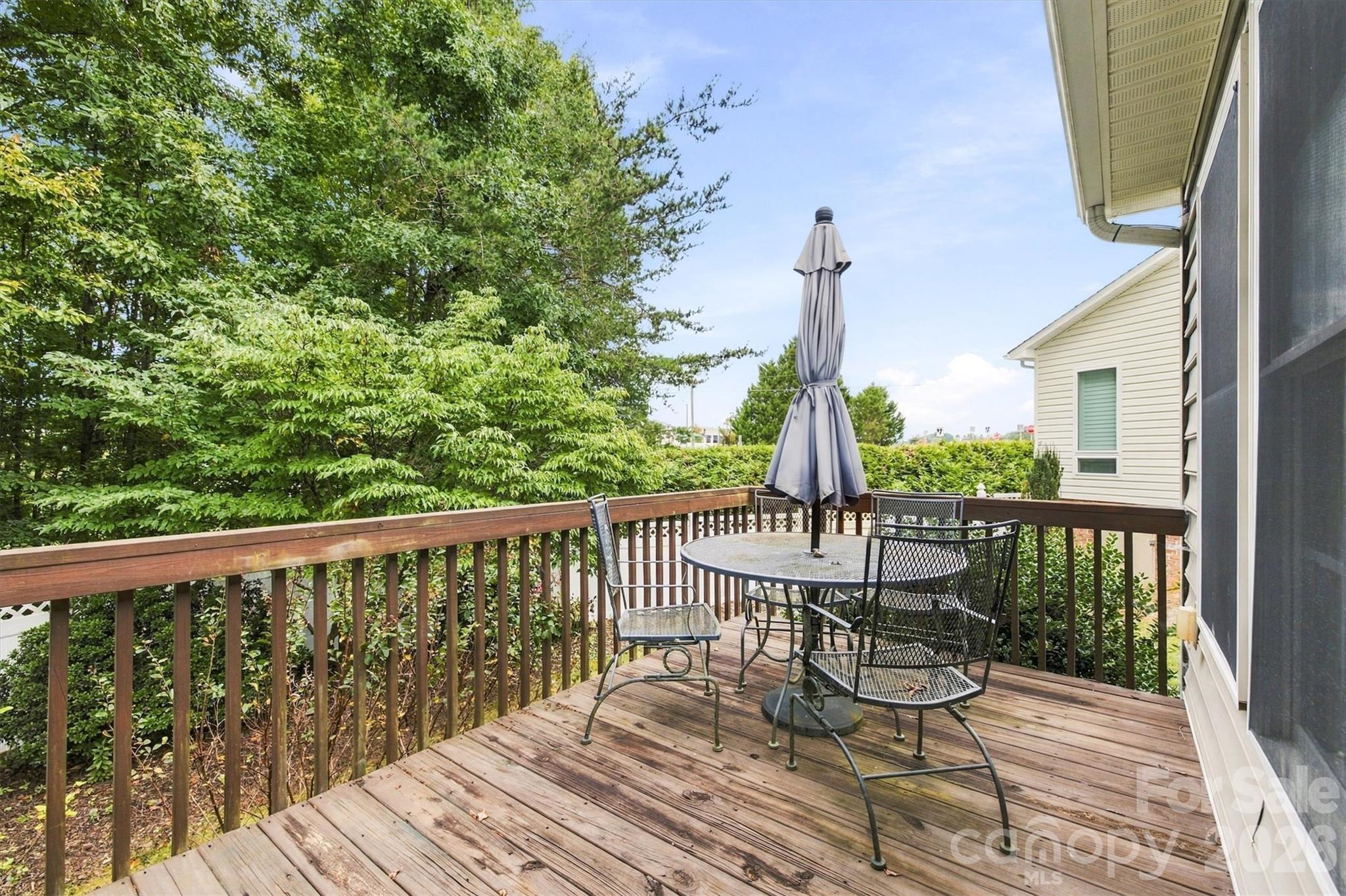 1211 Wexford Village Circle Property Photo 17
