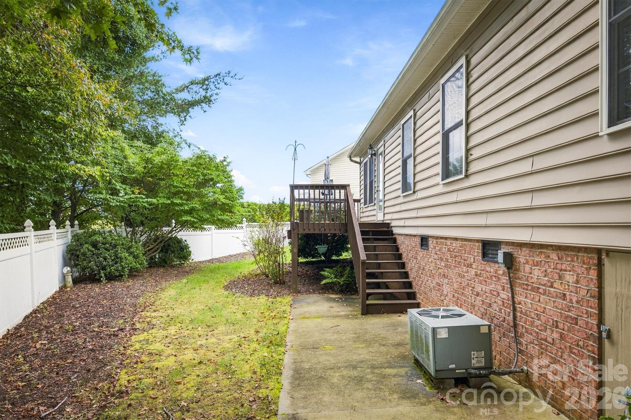 1211 Wexford Village Circle Property Photo 19