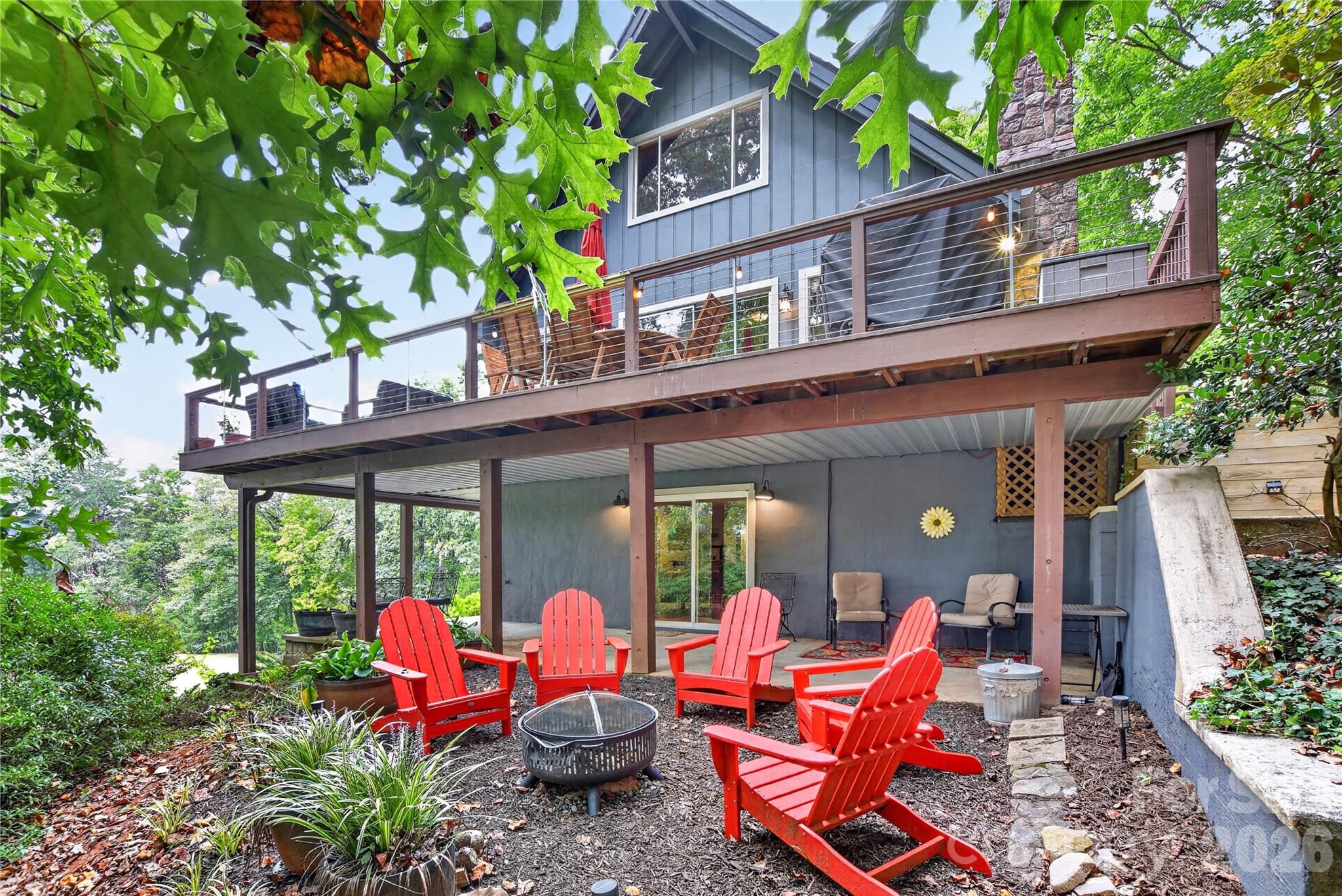 196 Fern Loop Property Photo 18