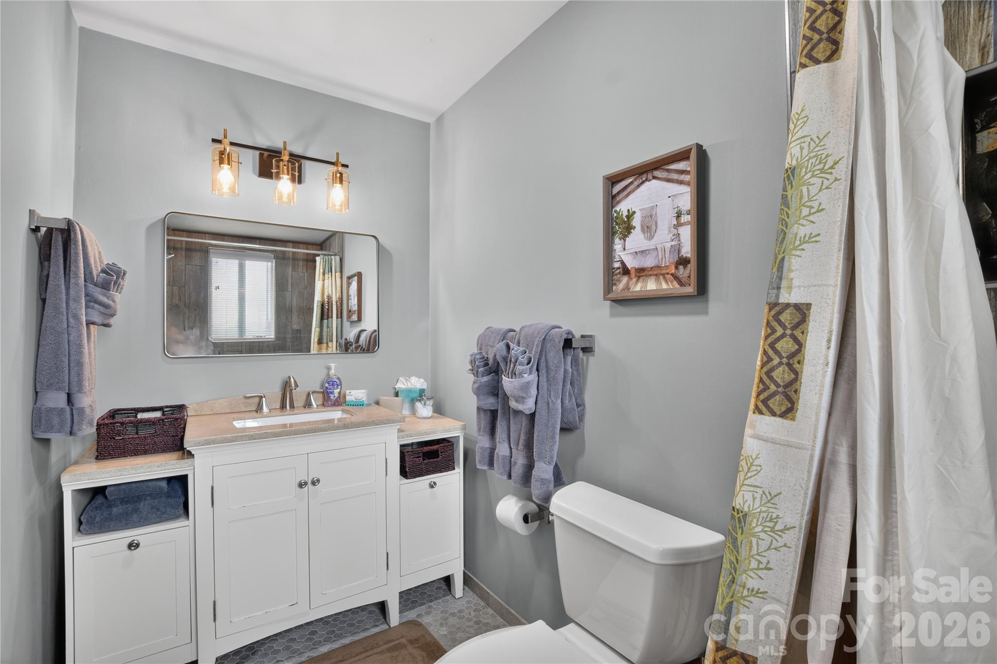 196 Fern Loop Property Photo 21