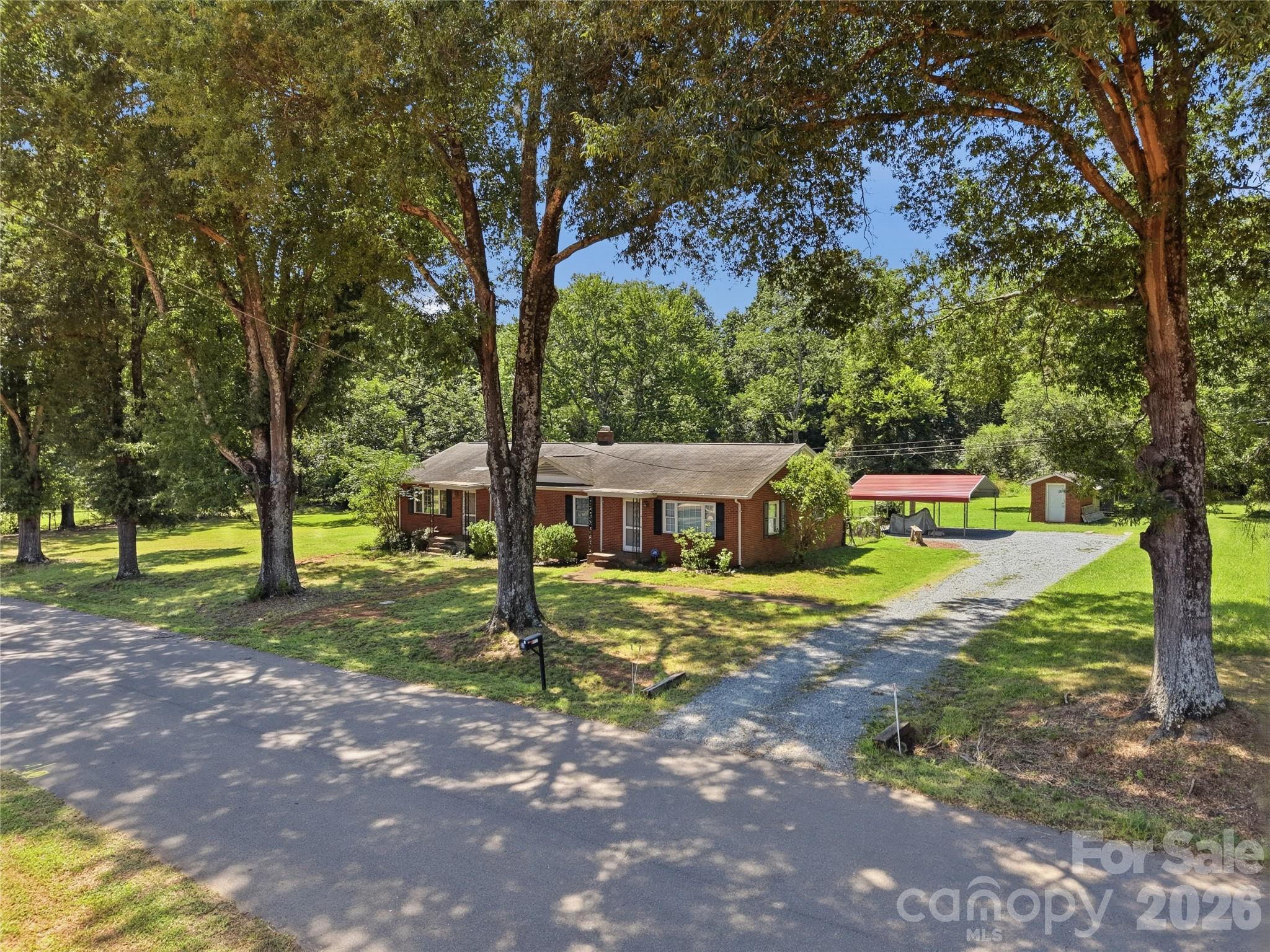 7727 Mcwhirter Road Property Photo 1
