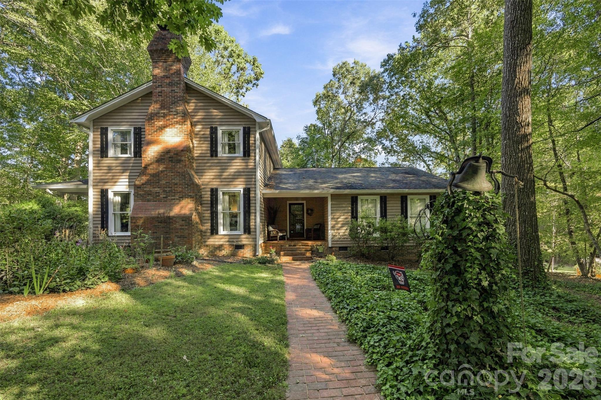 2840 Sparrow Springs Road Property Photo 1