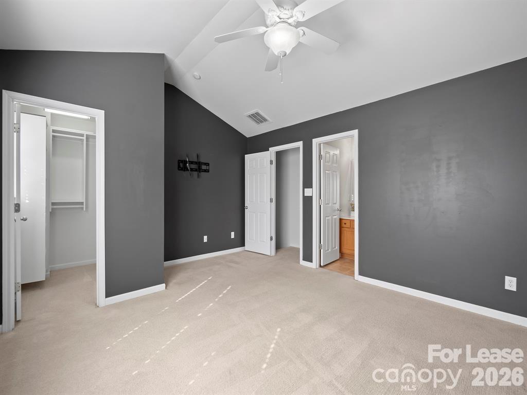 18461 Streamline Court Property Photo 13