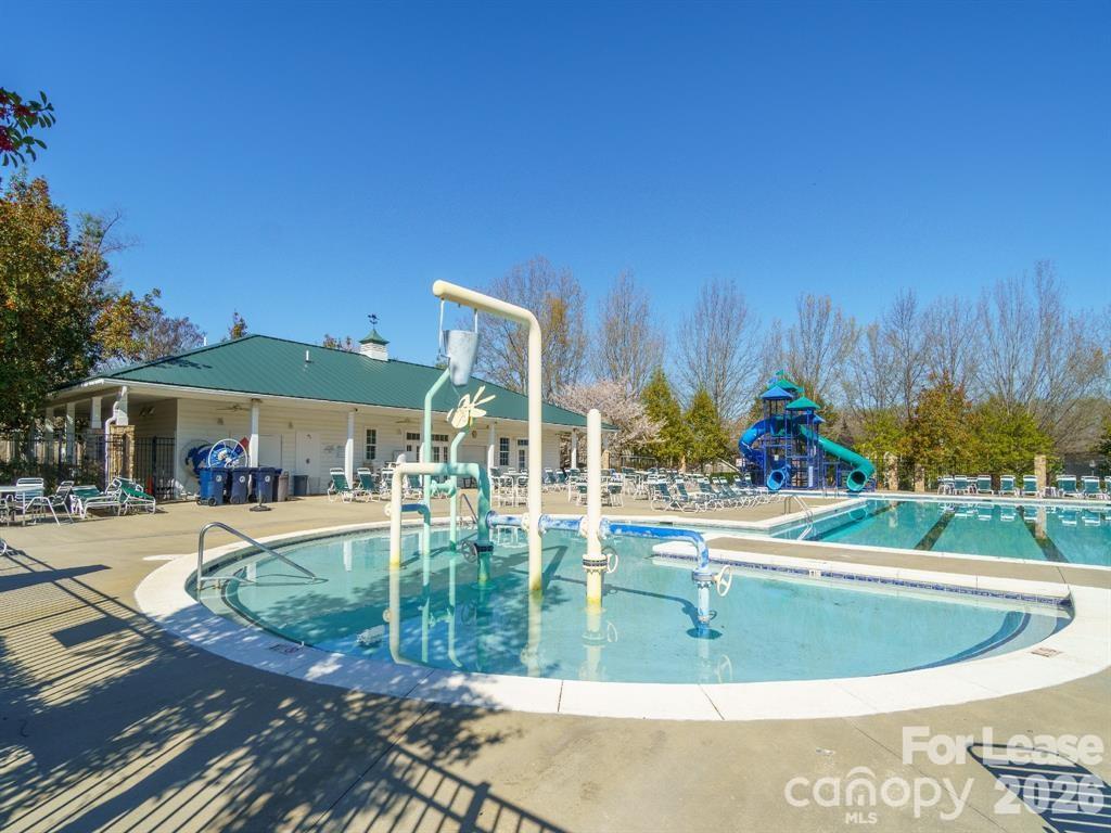 18461 Streamline Court Property Photo 21