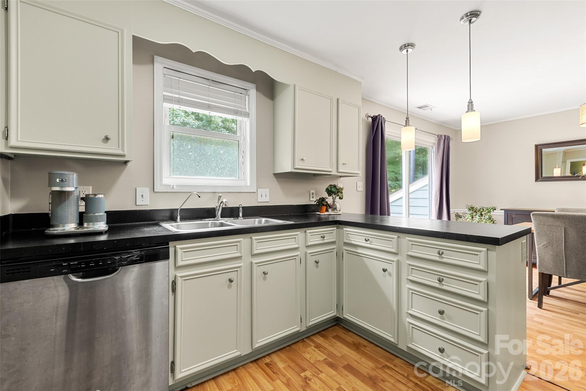11218 Mallard Crossing Drive Property Photo 15