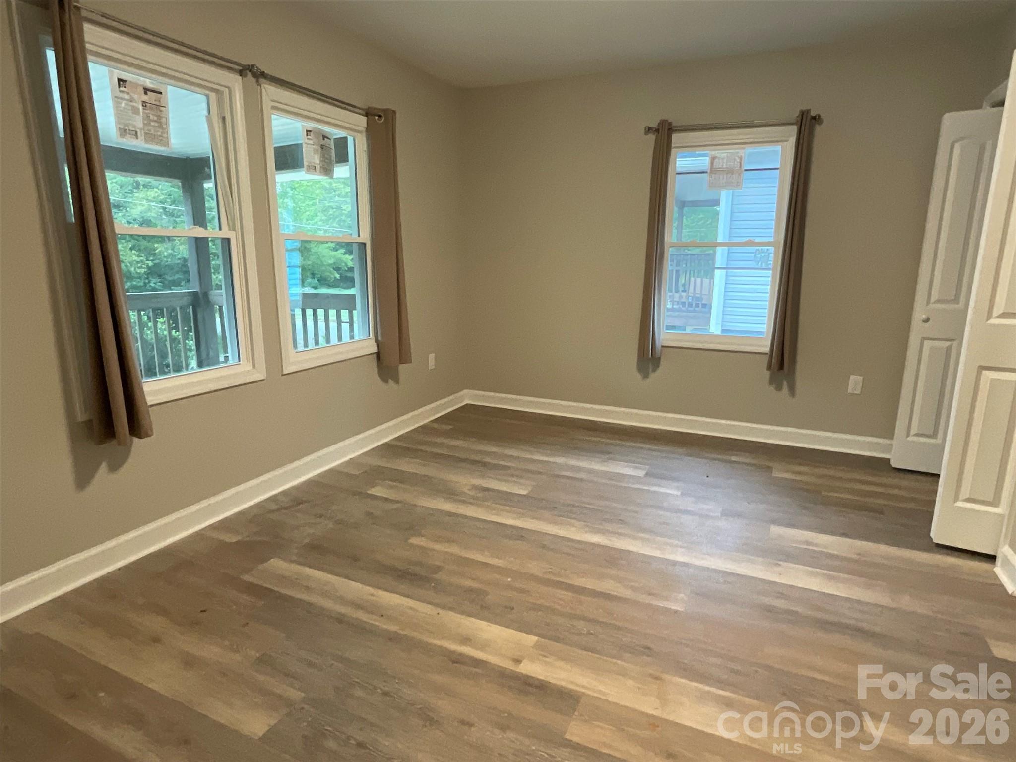 1107 8th Street Property Photo 17