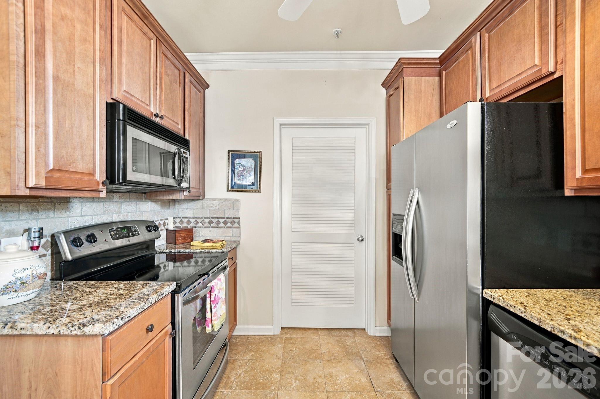18742 Nautical Drive 301 Property Photo 8