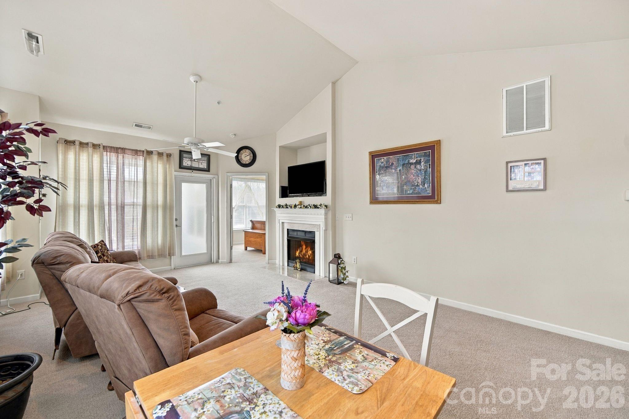 18742 Nautical Drive 301 Property Photo 12