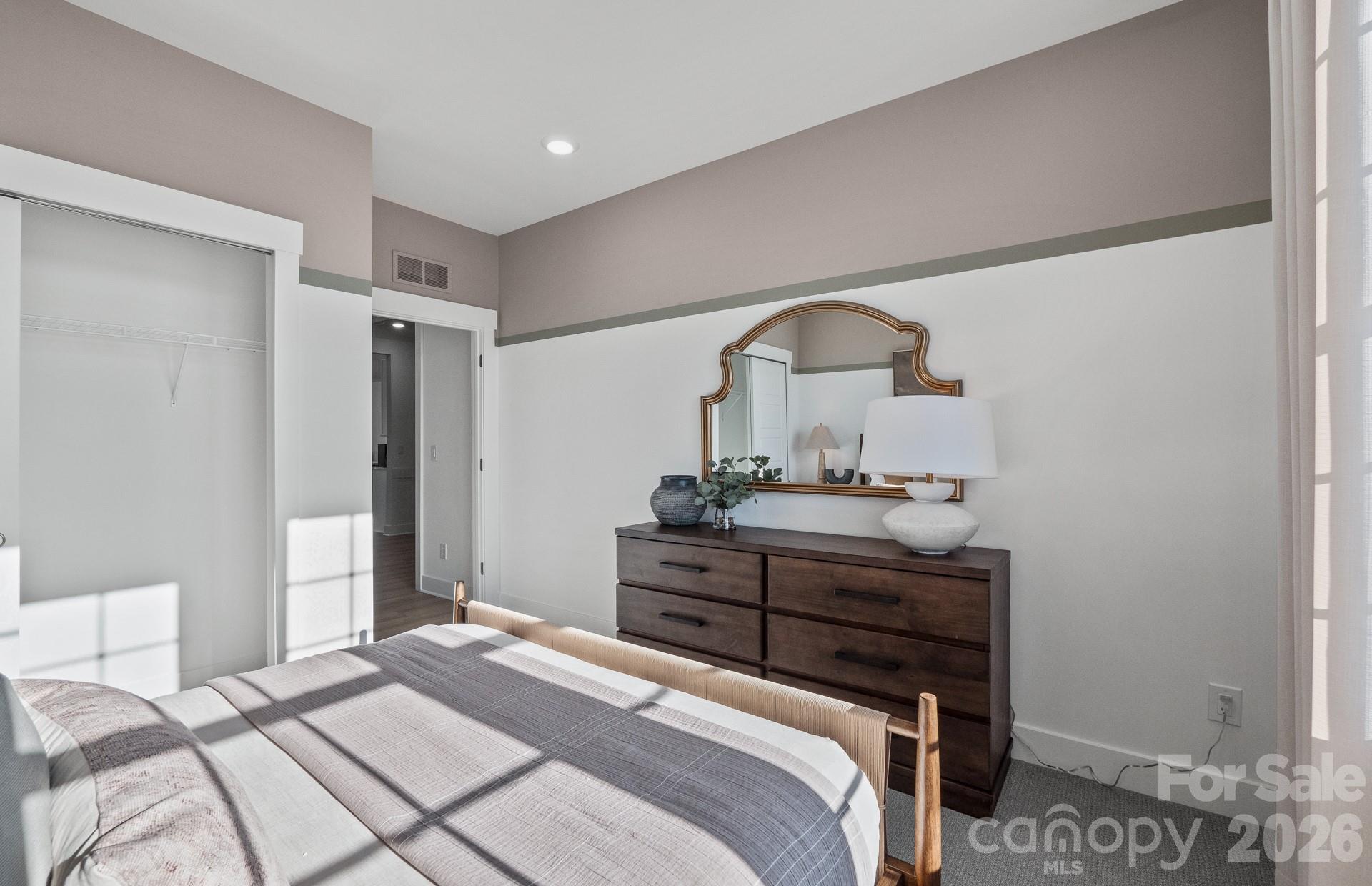 560 Cottage Garden Lane Property Photo 13