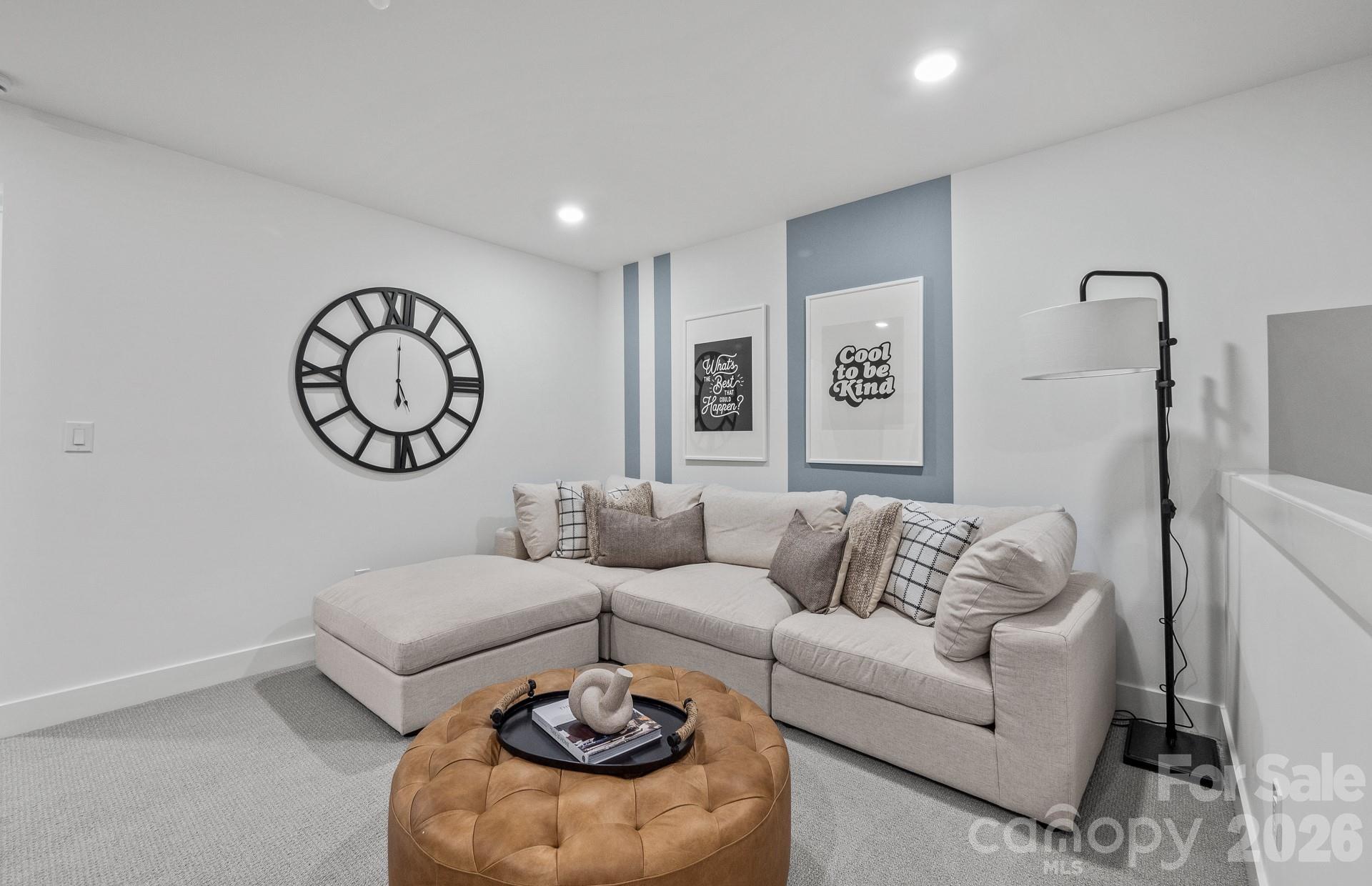 560 Cottage Garden Lane Property Photo 16