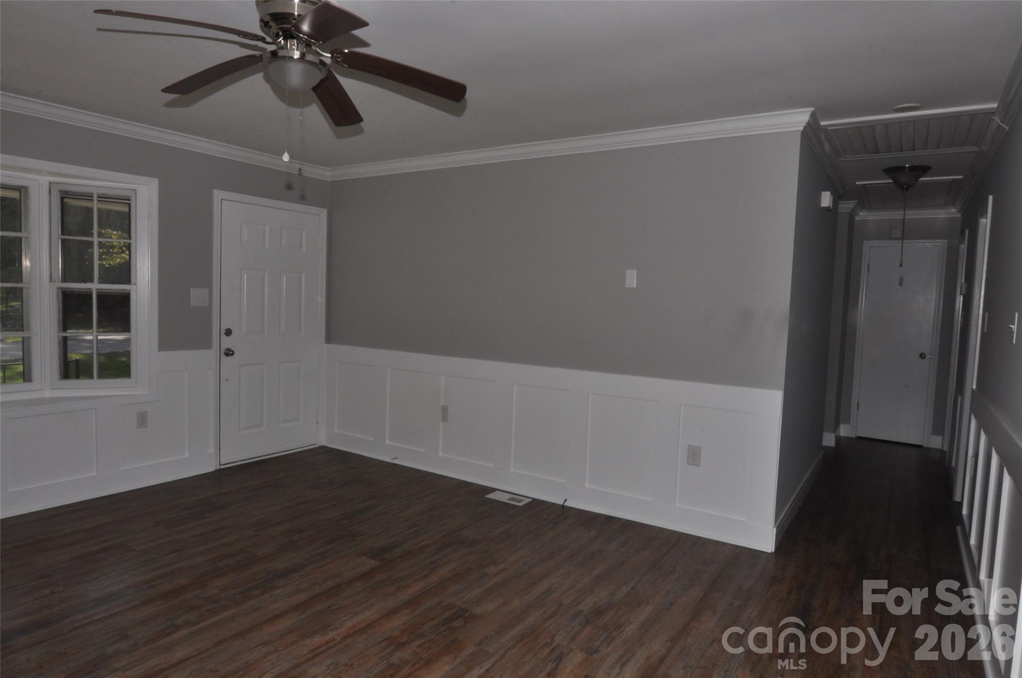 554 Gardendale Circle Property Photo 10