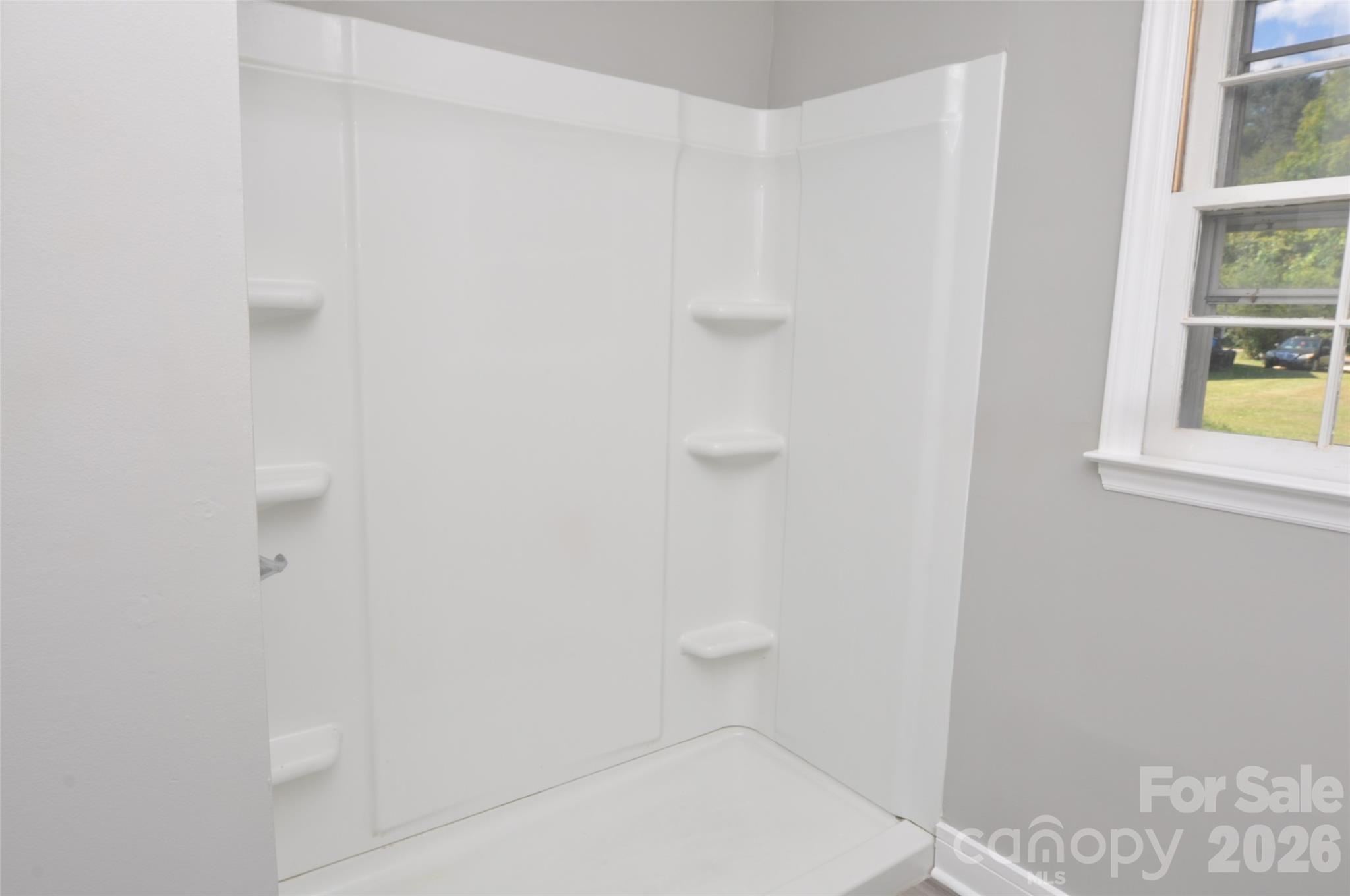 554 Gardendale Circle Property Photo 13
