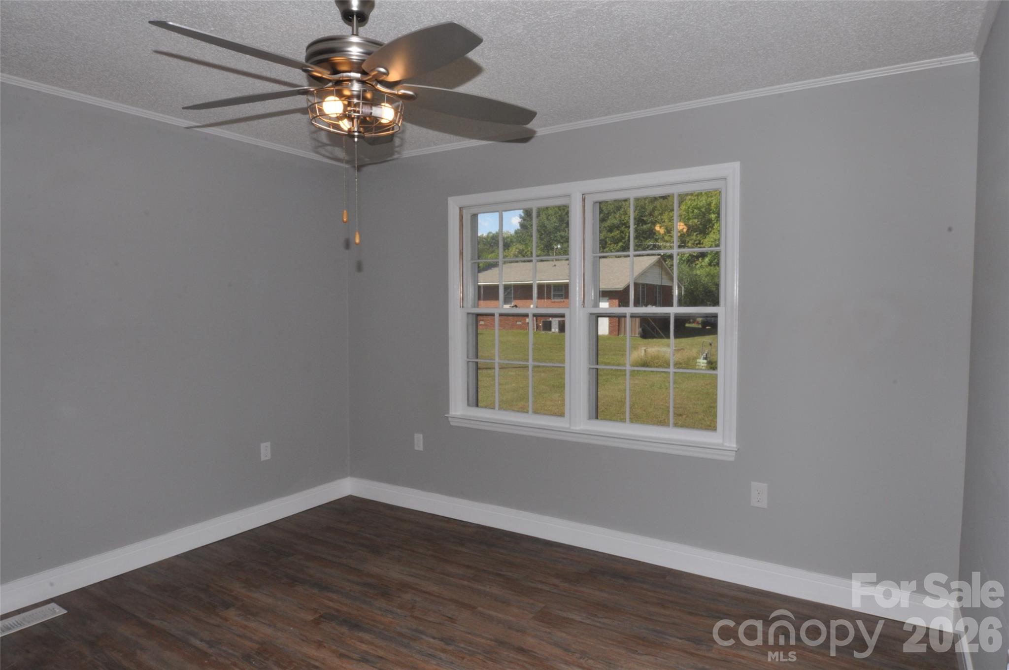 554 Gardendale Circle Property Photo 15