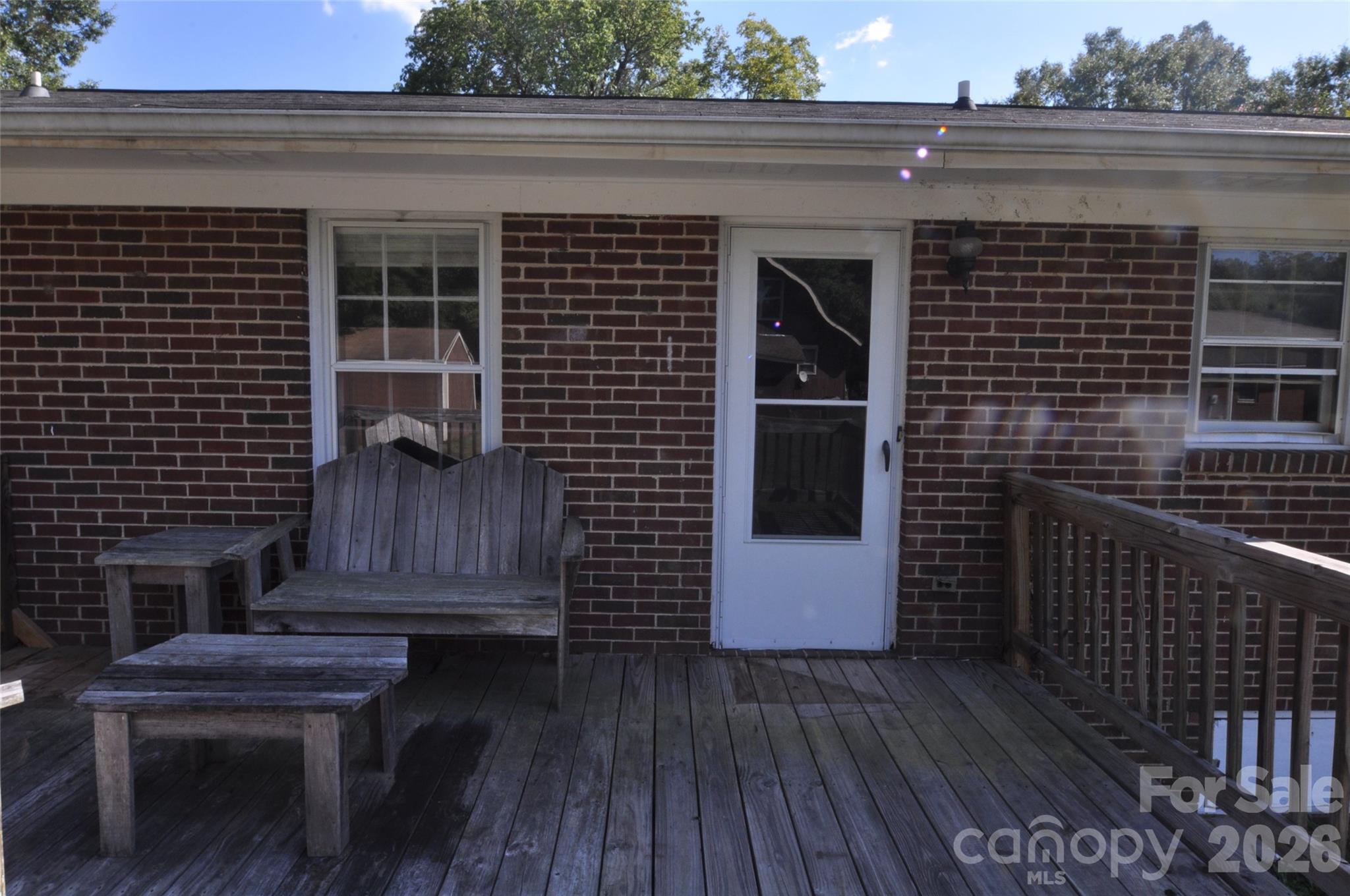 554 Gardendale Circle Property Photo 19