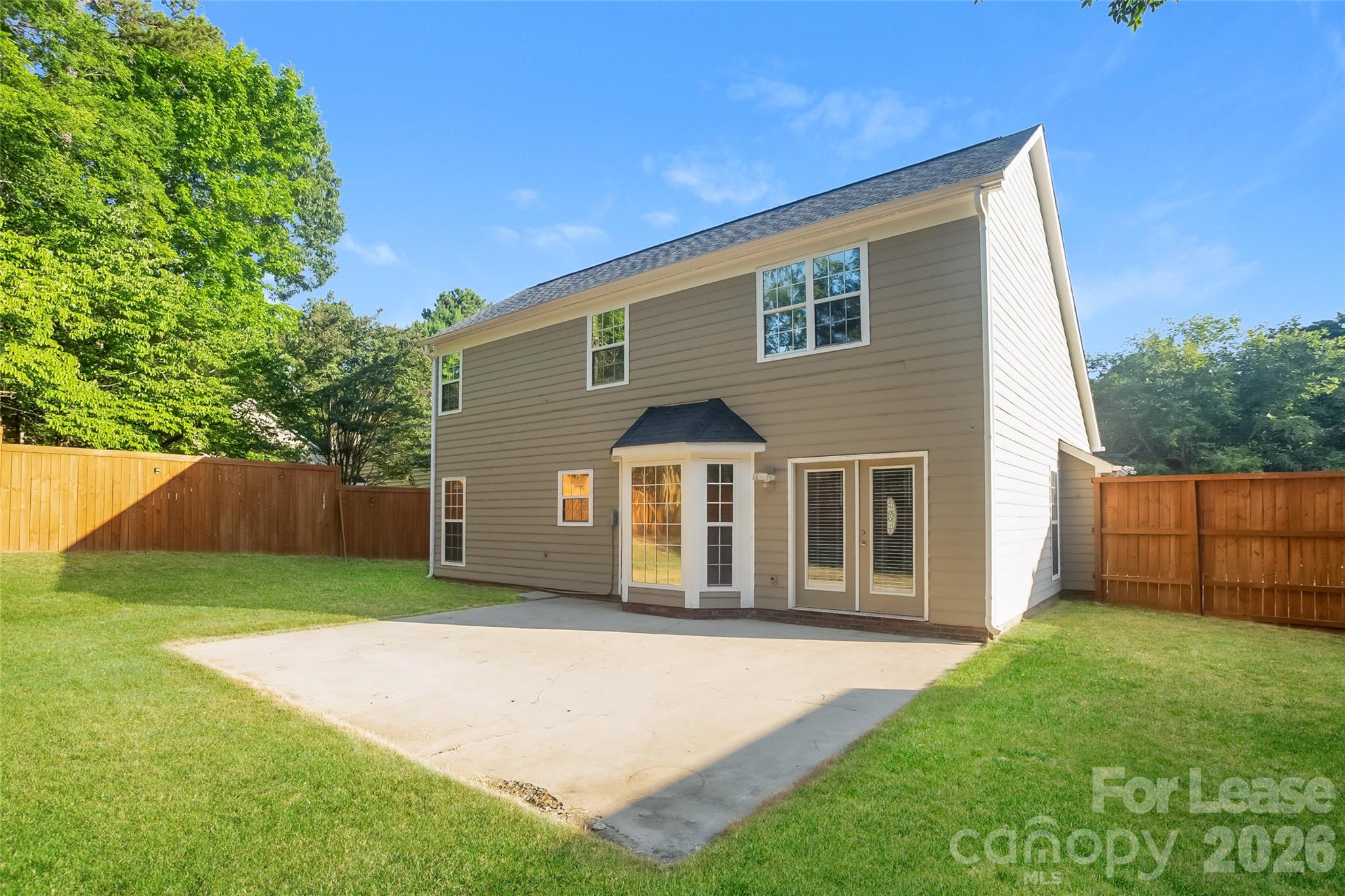 2915 Canary Court Property Photo 14