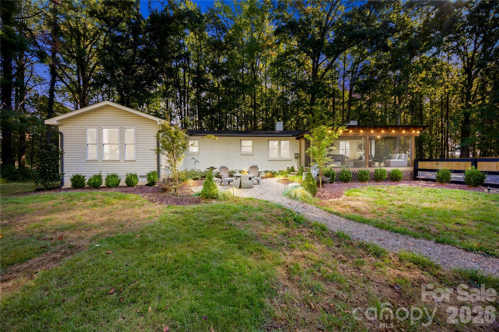 13923 Asbury Chapel Road Property Photo 1