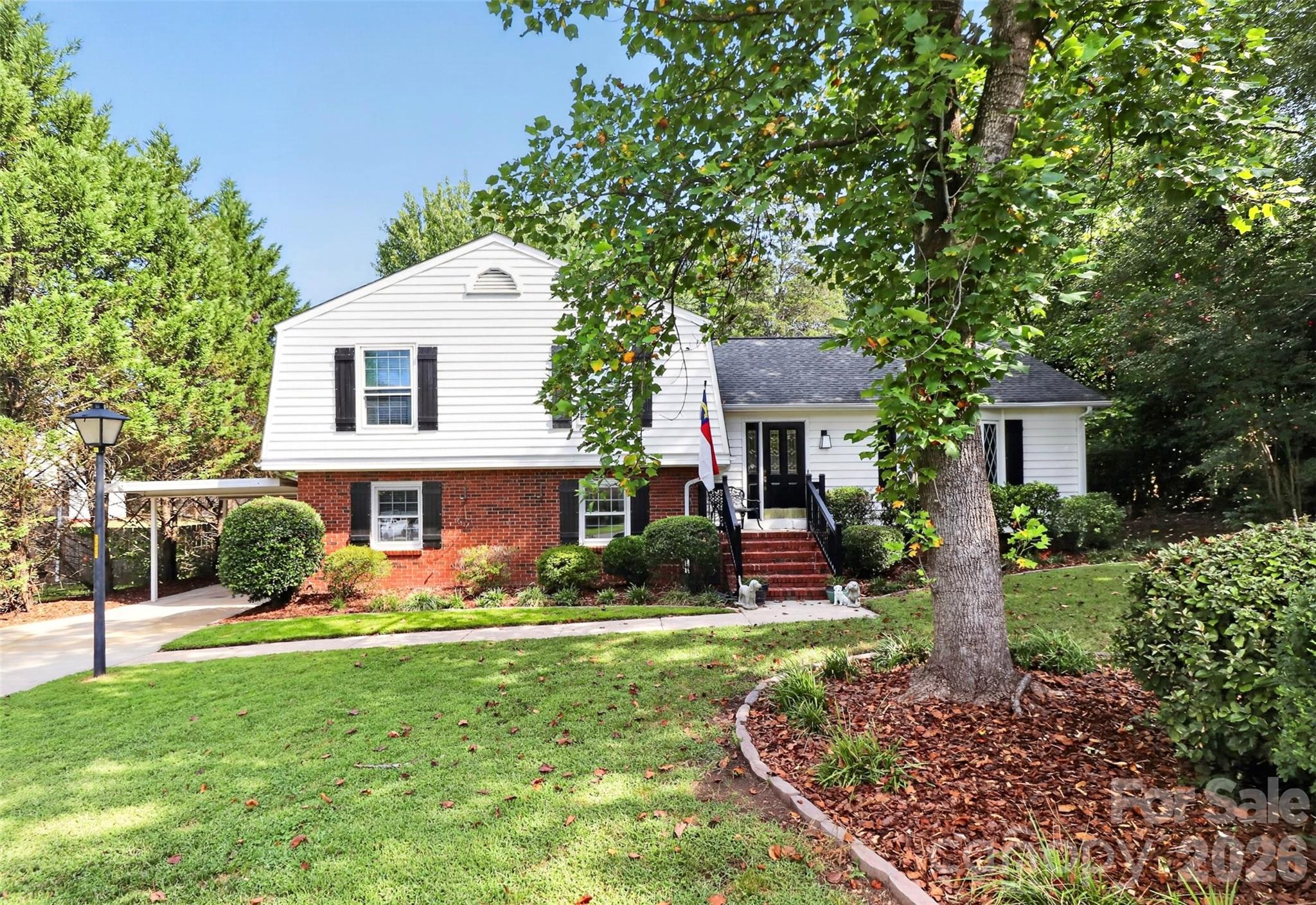 10743 Osprey Drive Property Photo 1