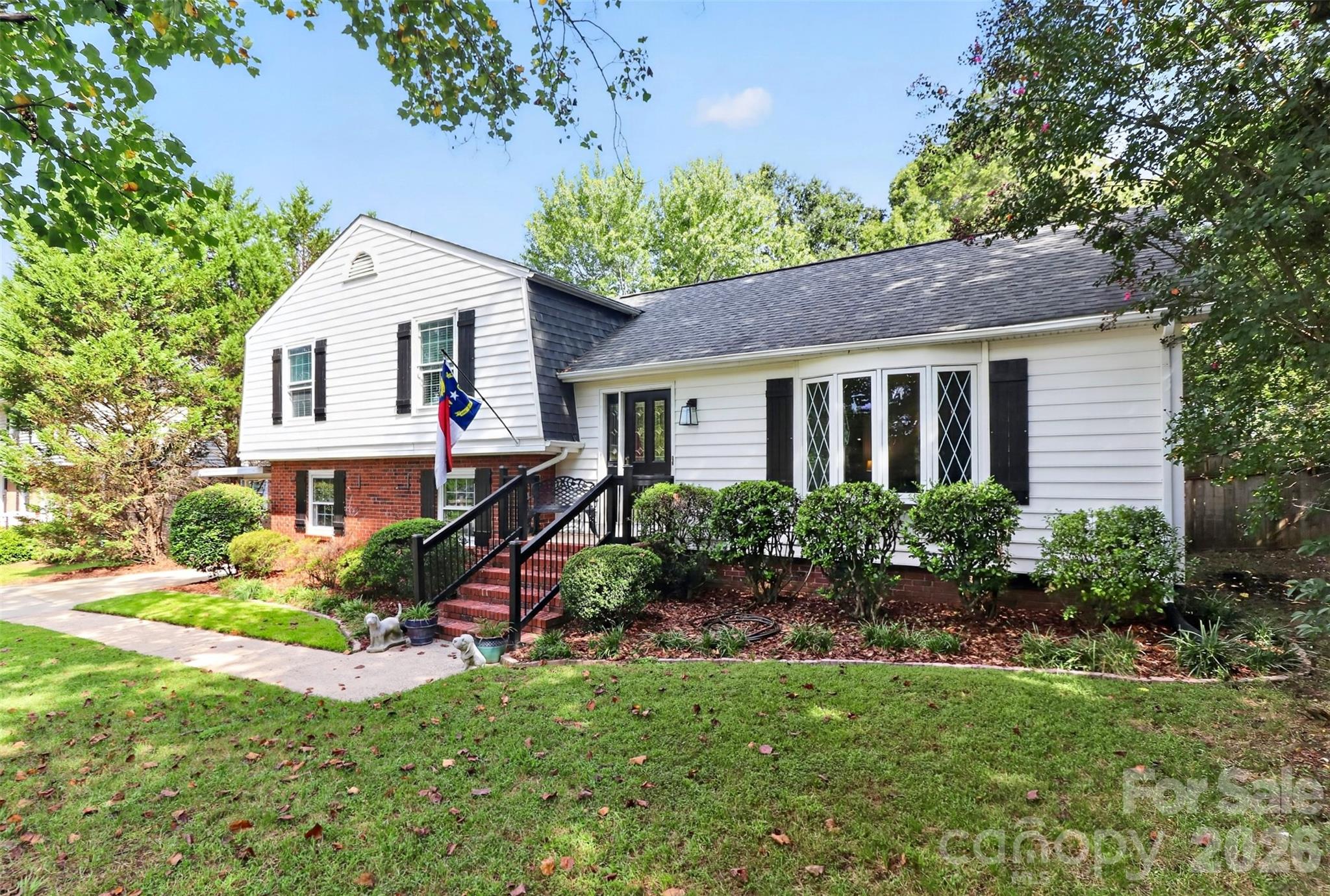 10743 Osprey Drive Property Photo 1