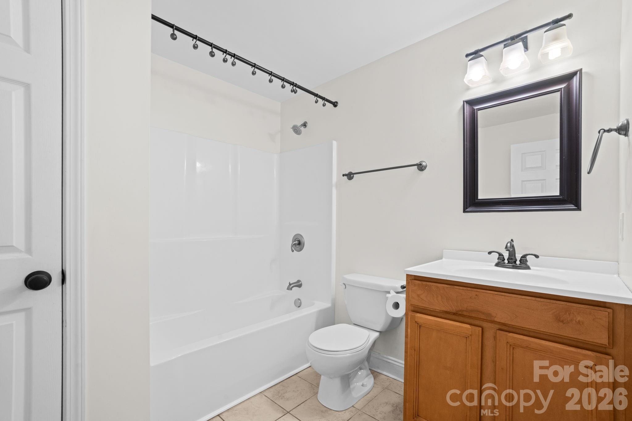 502 Queen Street Property Photo 12