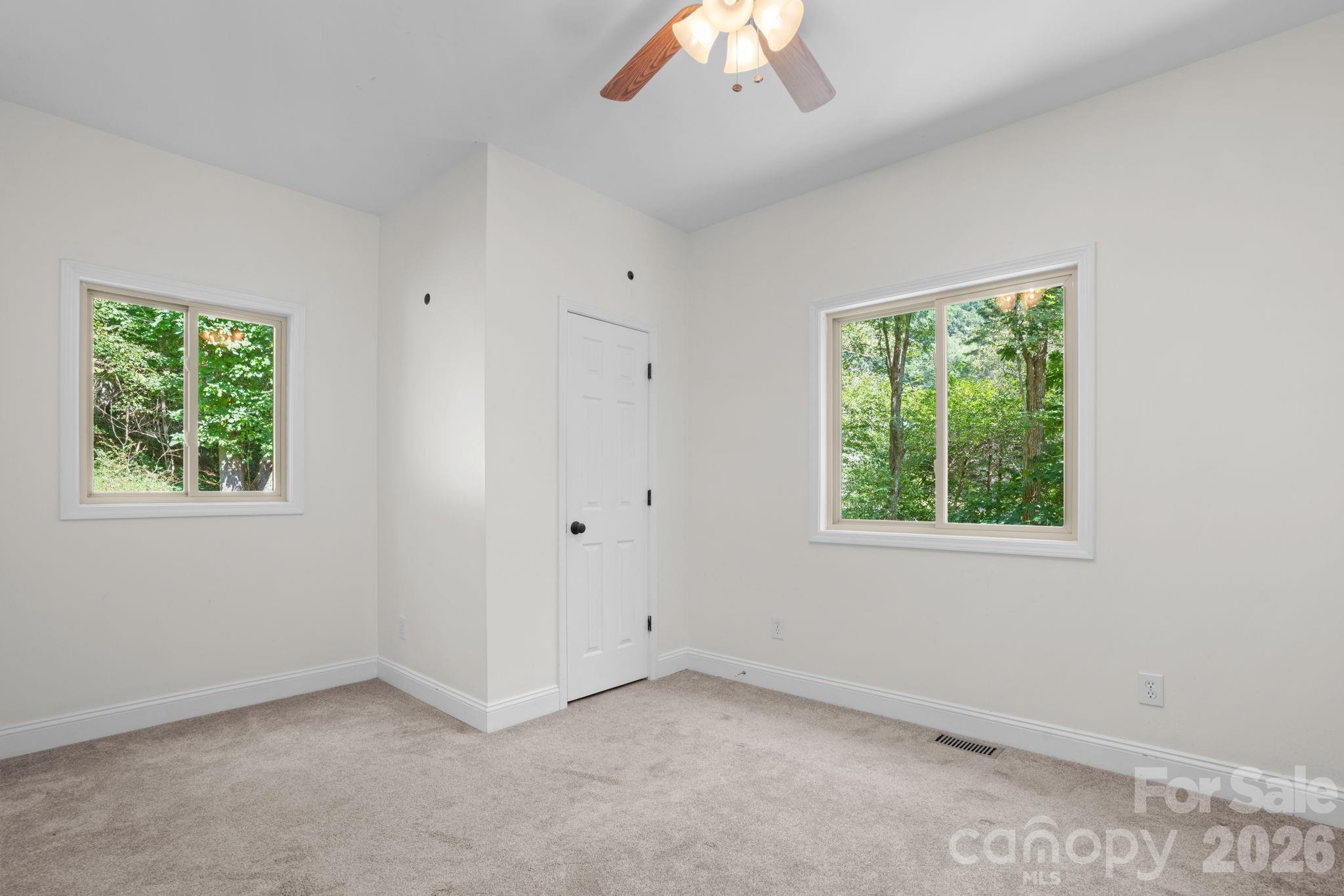 502 Queen Street Property Photo 21