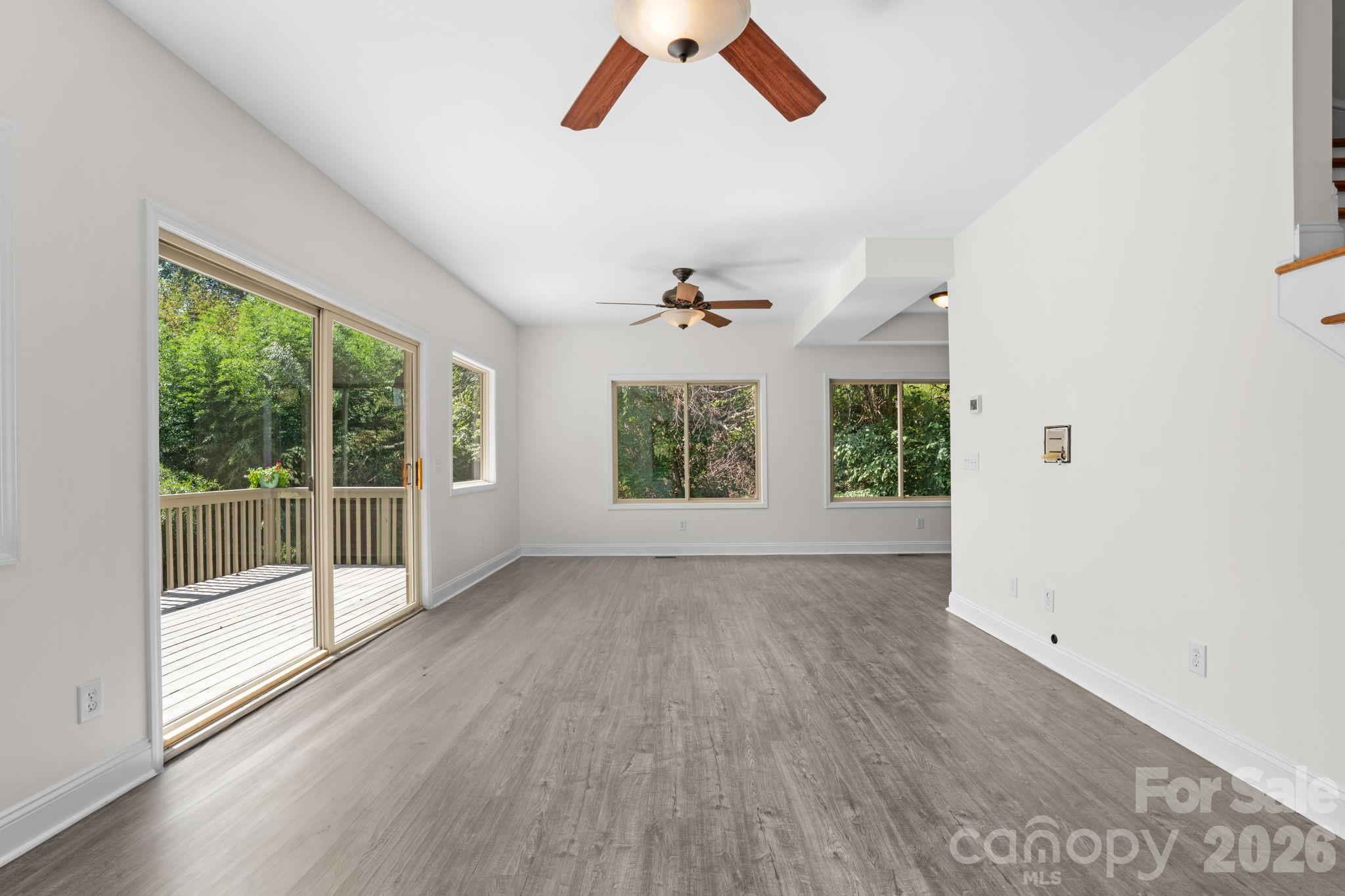 502 Queen Street Property Photo 23