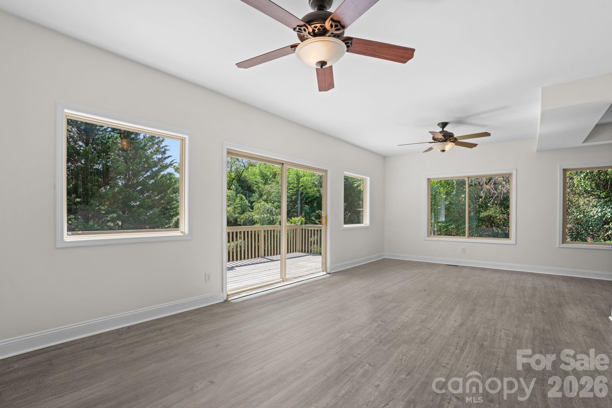 502 Queen Street Property Photo 24