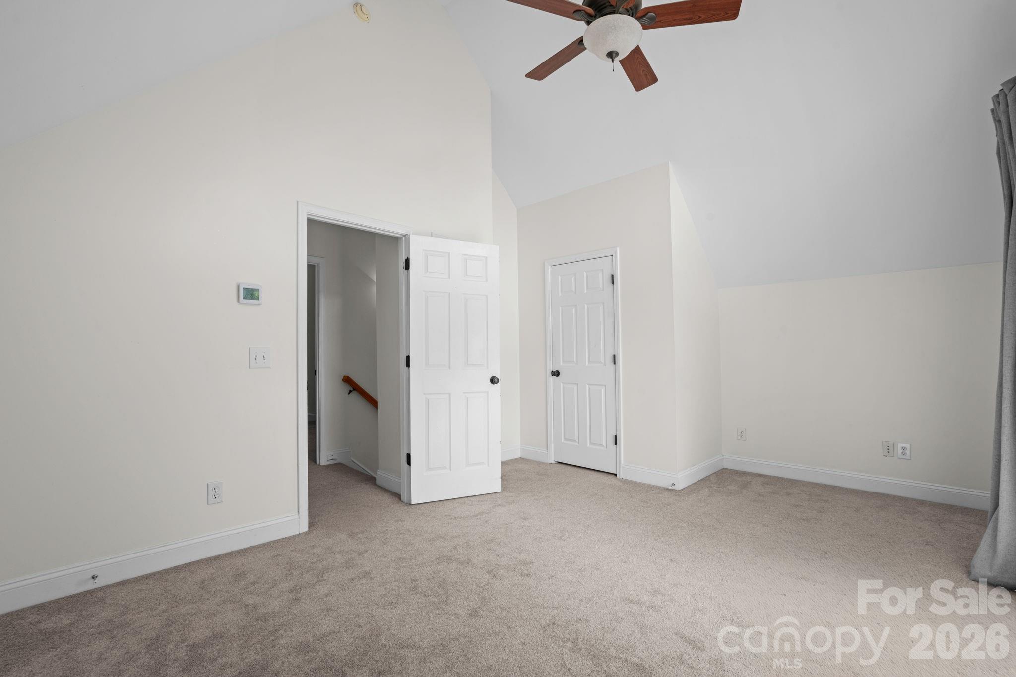 502 Queen Street Property Photo 30