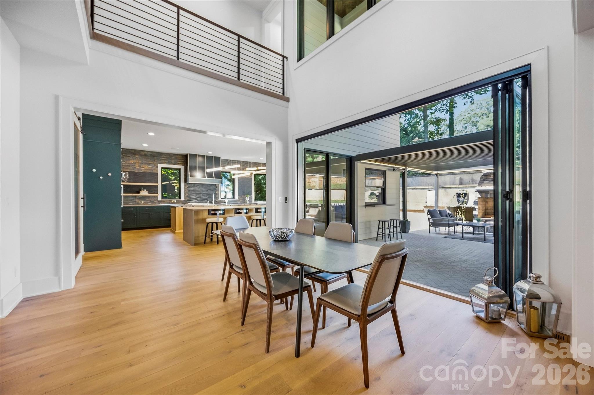 3416 Windsor Drive Property Photo 7