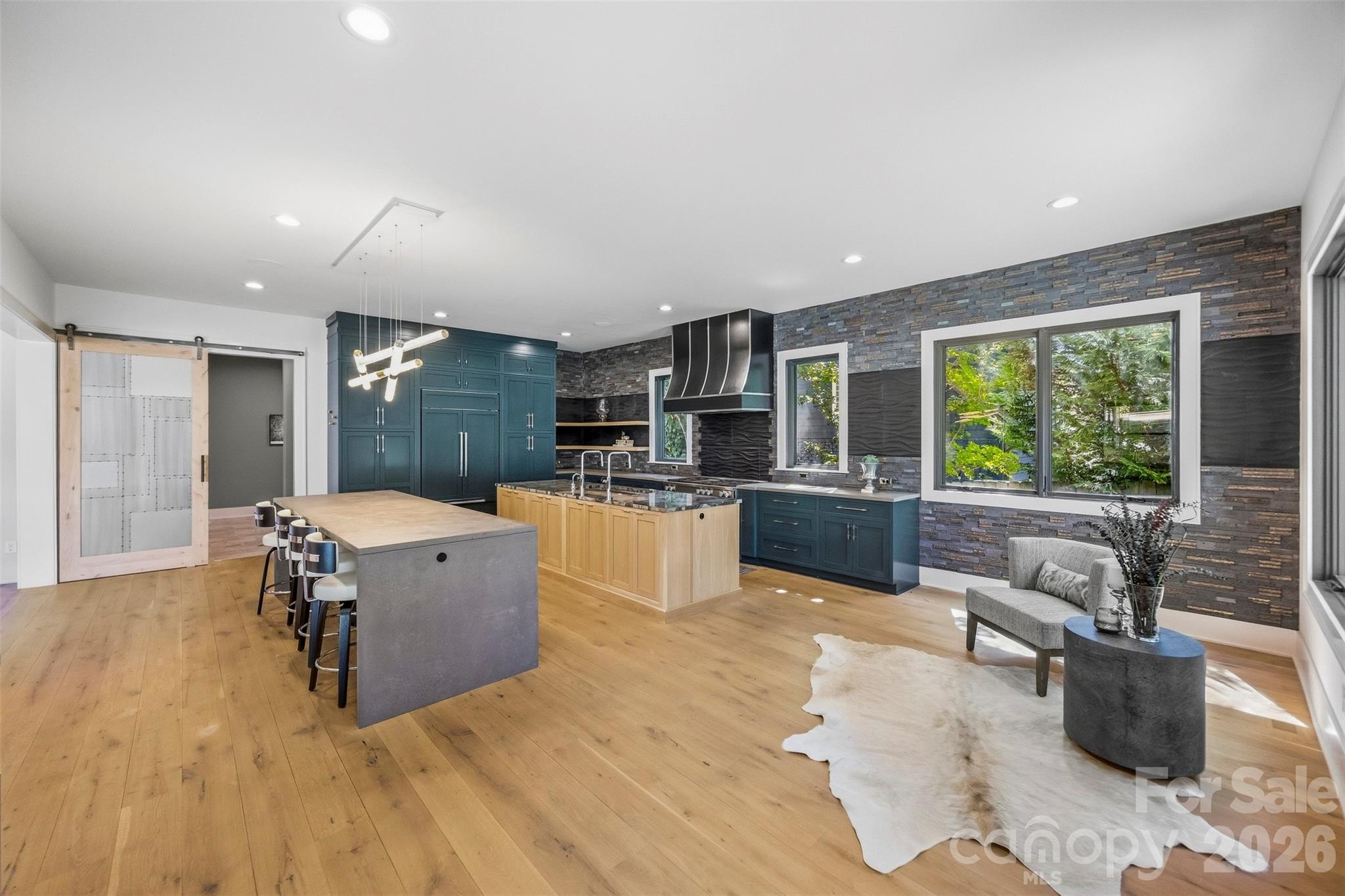 3416 Windsor Drive Property Photo 11
