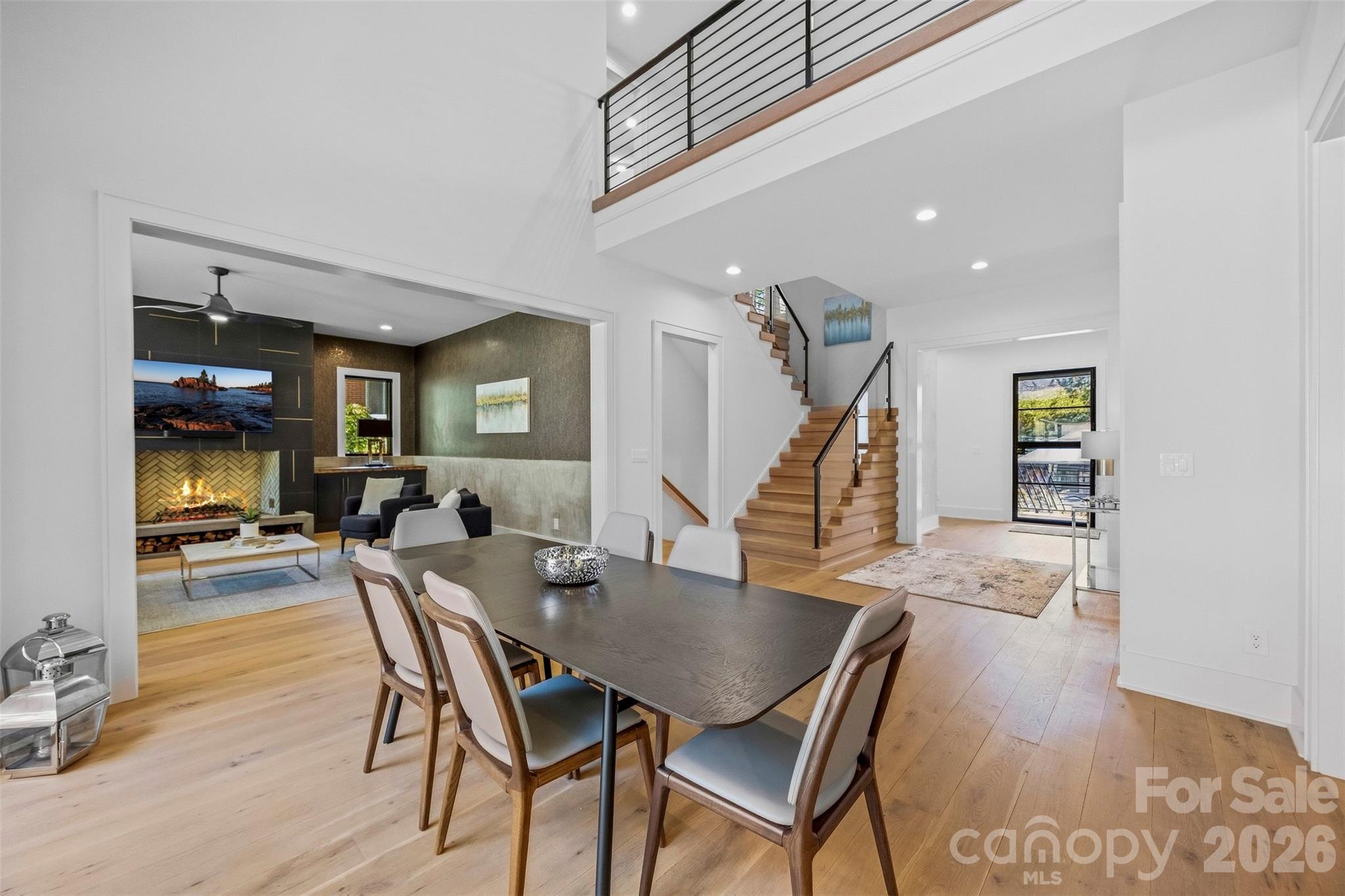 3416 Windsor Drive Property Photo 12