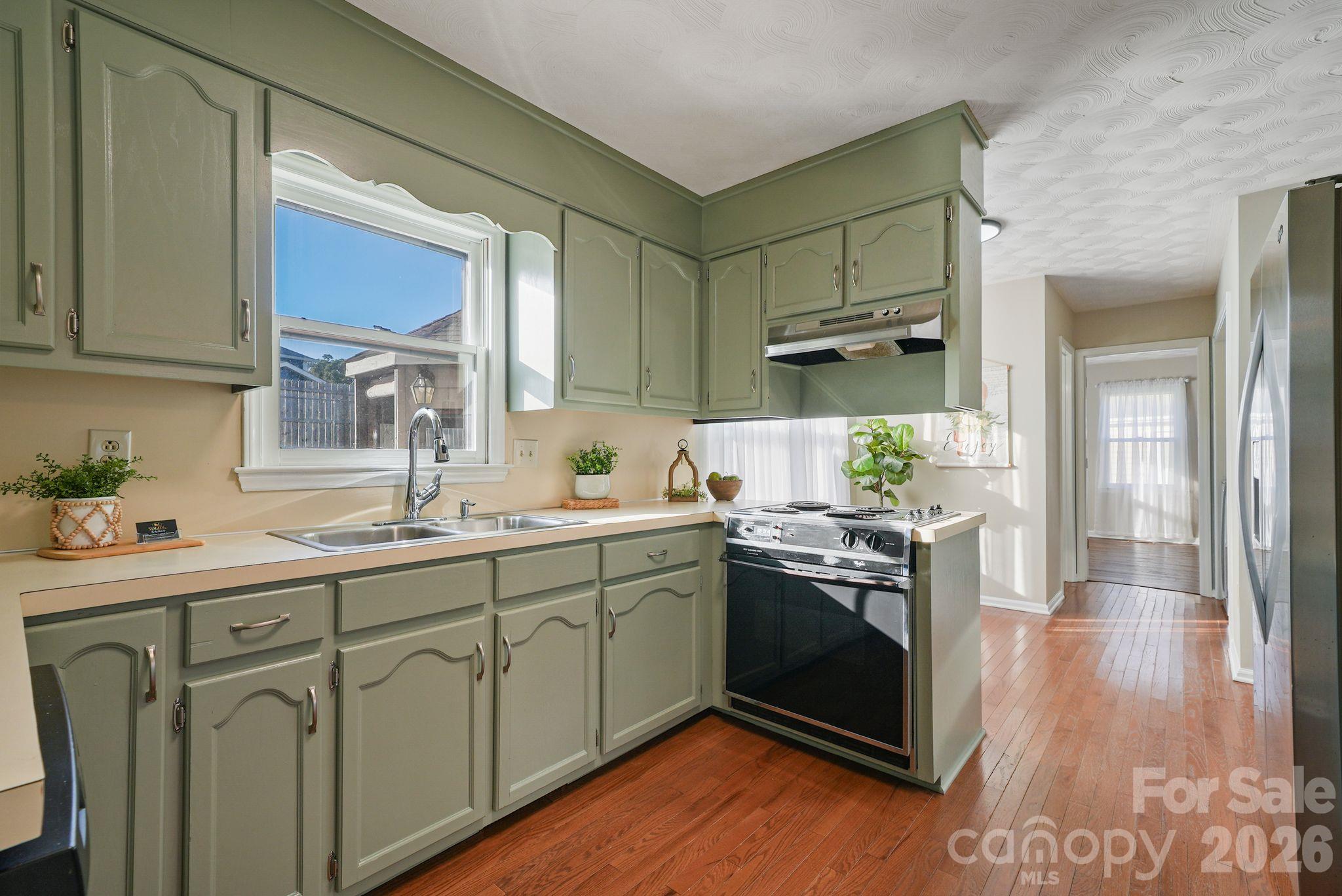 5976 Gold Creek Estate Drive Property Photo 15