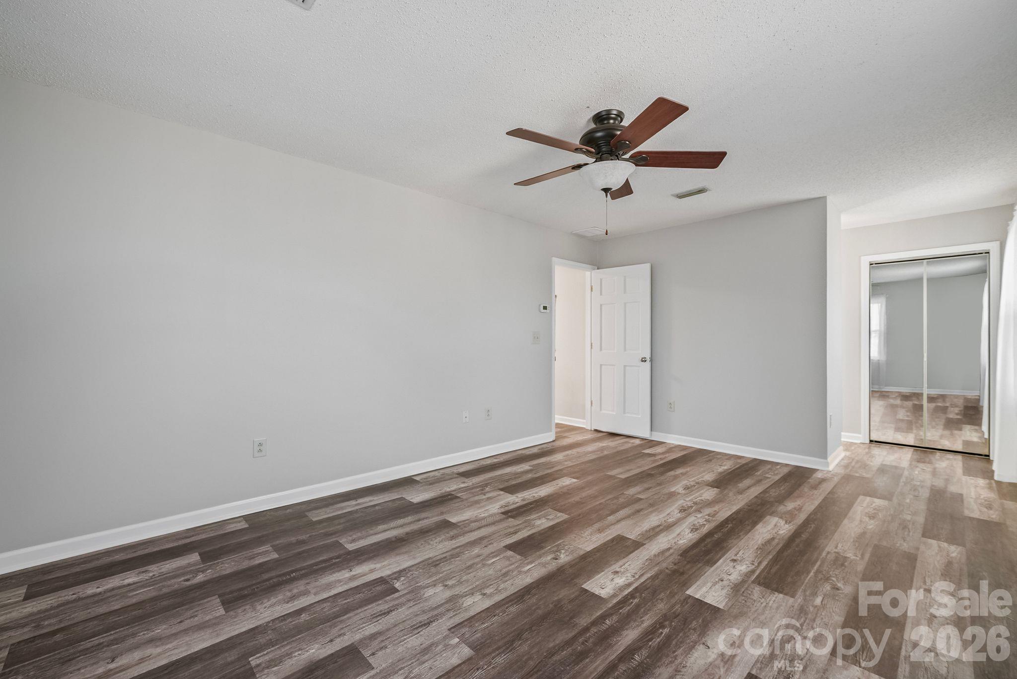 5976 Gold Creek Estate Drive Property Photo 32