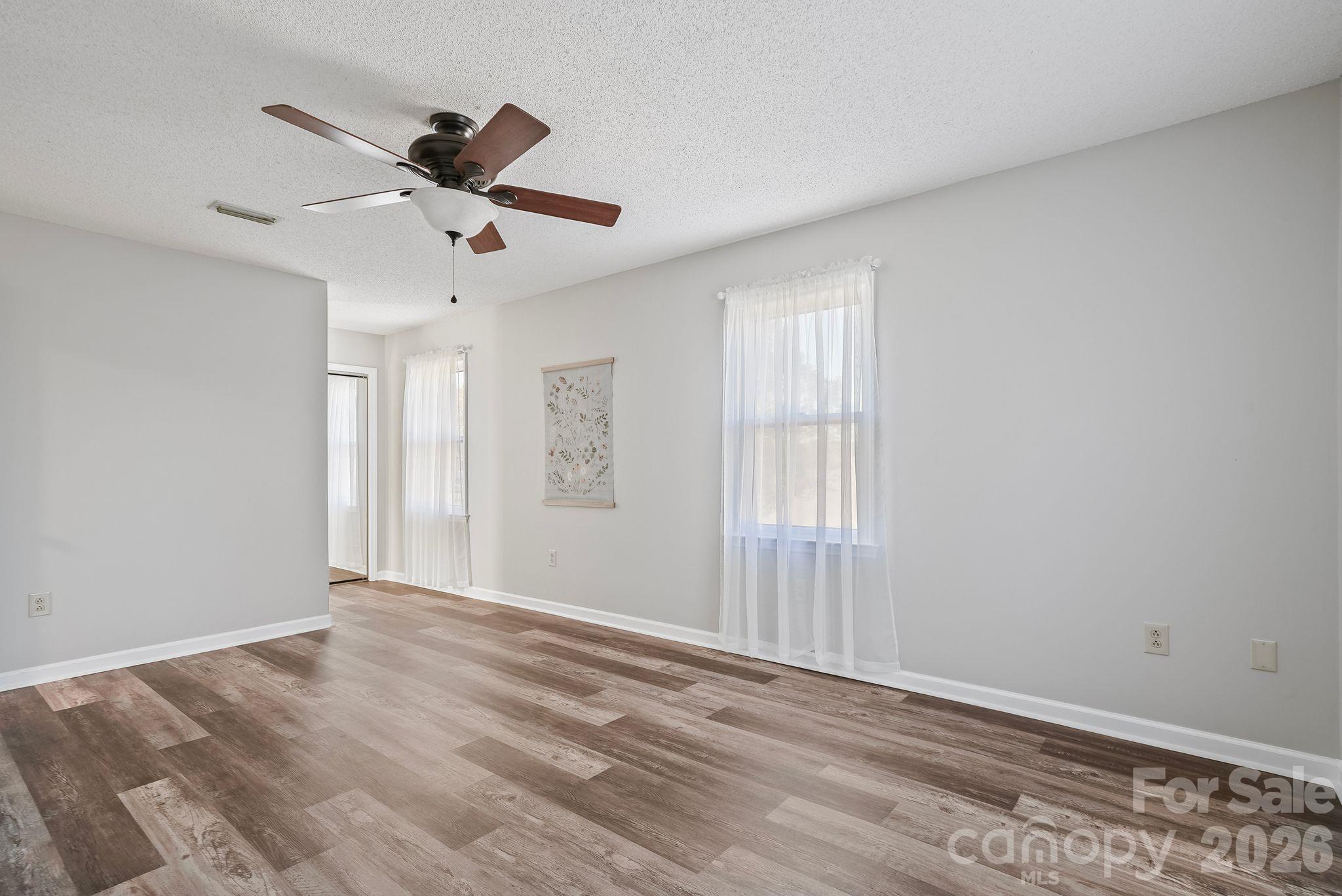 5976 Gold Creek Estate Drive Property Photo 33