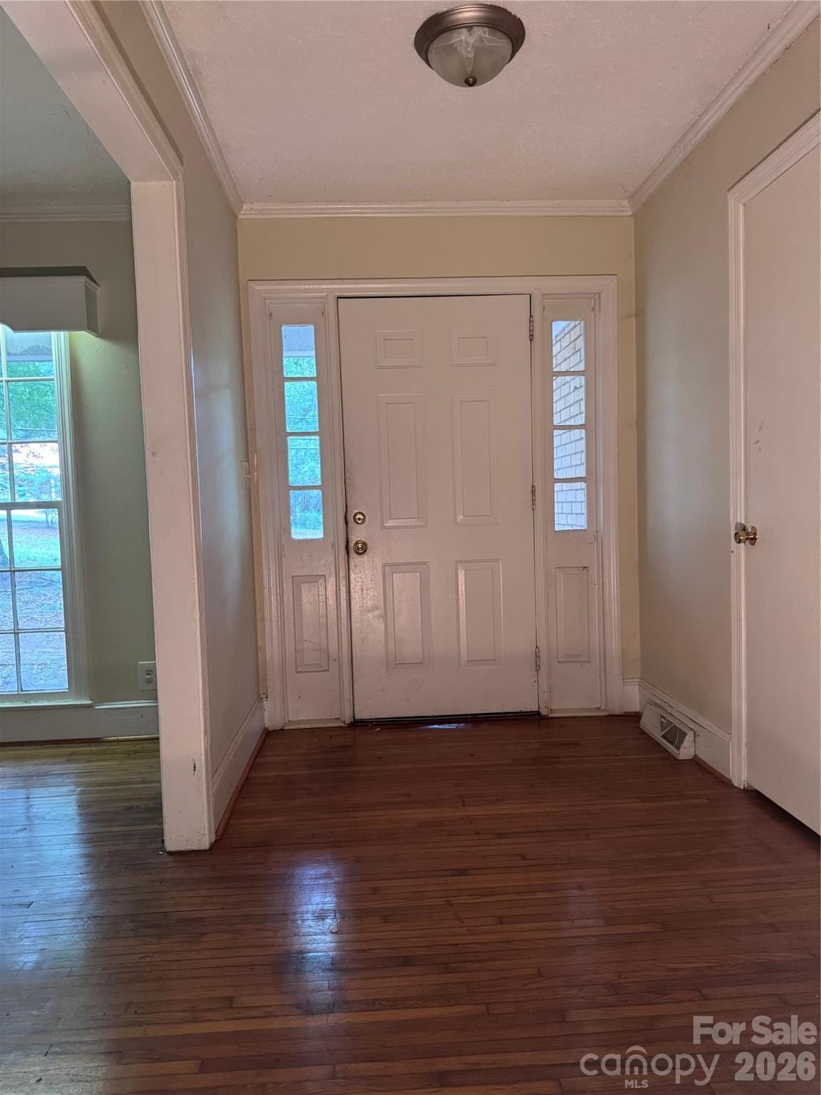 1713 White Store Road Property Photo 4